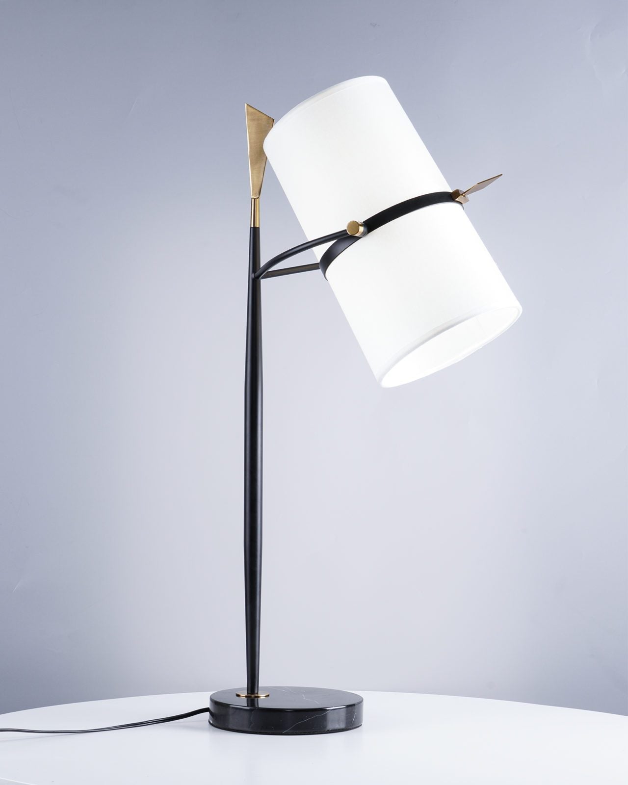 yasmin-antique-black-and-brass-table-lamp-with-linen-shade-for-bedside-desks