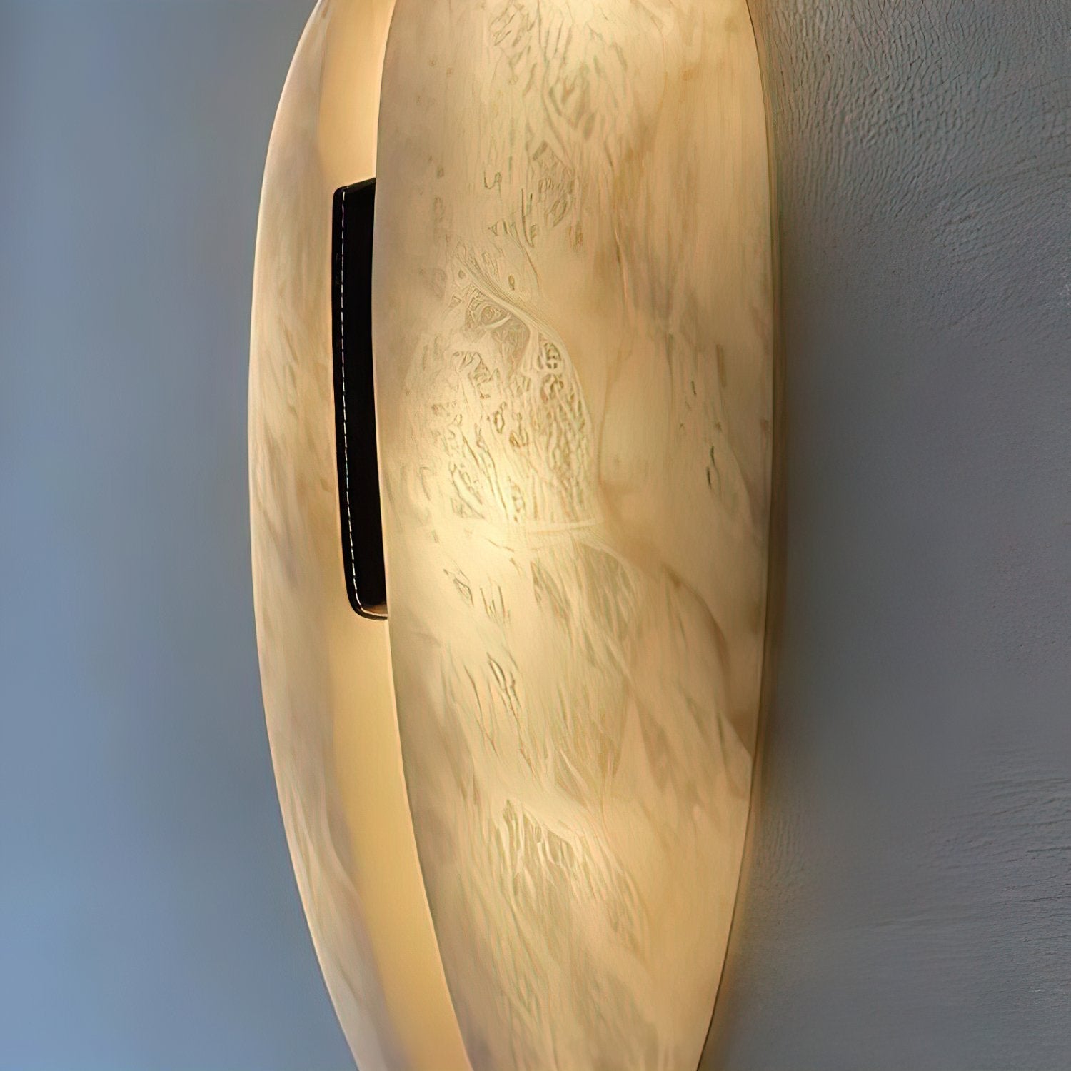 modern-symmetrical-curved-alabaster-led-wall-light-zelda-sconce-for-living-areas