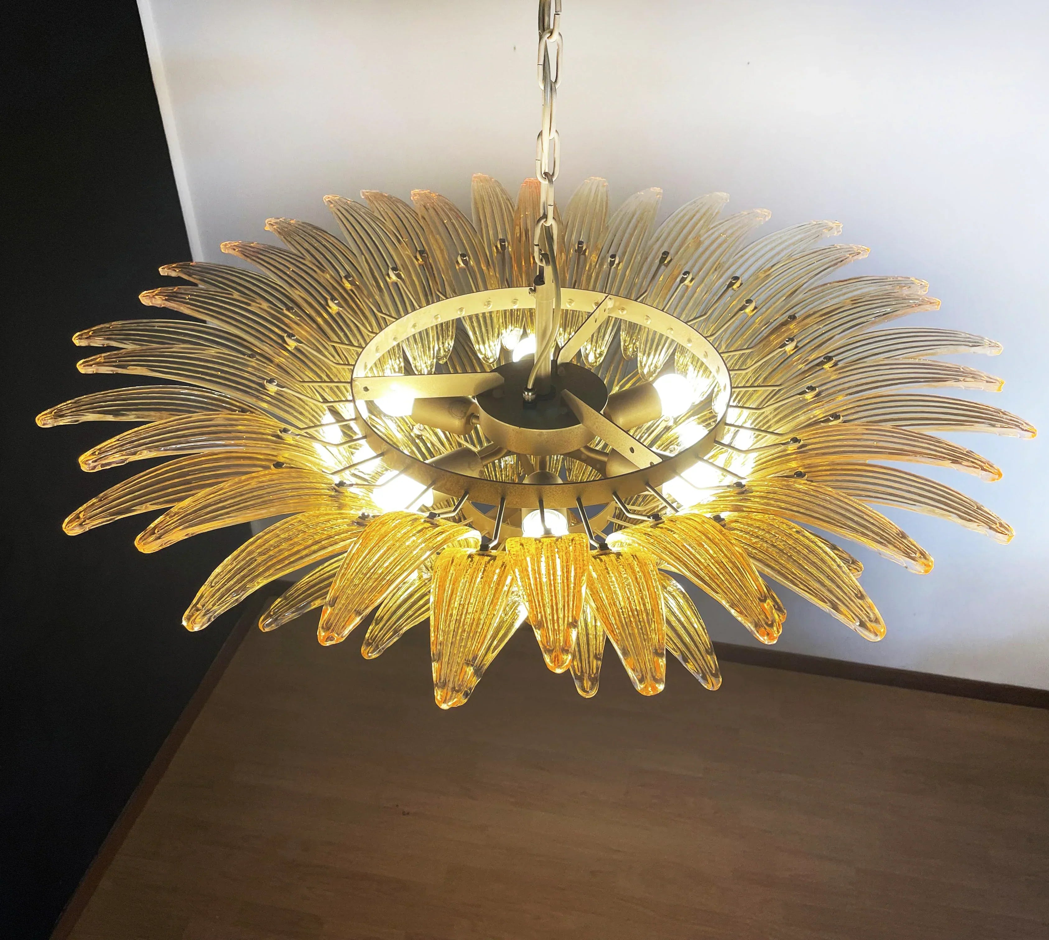 amber-murano-glass-palmette-chandelier-luxury-handmade-58-piece-glass-pendant-lighting-fixture