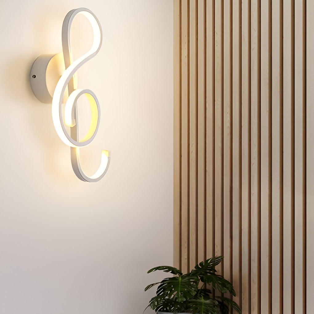 Artistic Musical Note Shape LED Wall Lamp with Electroplated Aluminum Finish