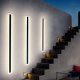 Black Linear LED Outdoor Wall Sconce Waterproof Exterior Lighting for Porch and Garden