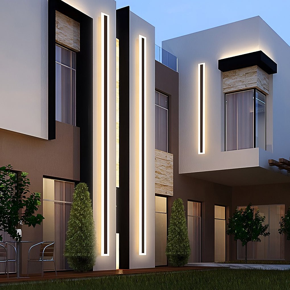 Black Linear LED Outdoor Wall Sconce Waterproof Exterior Lighting for Porch and Garden