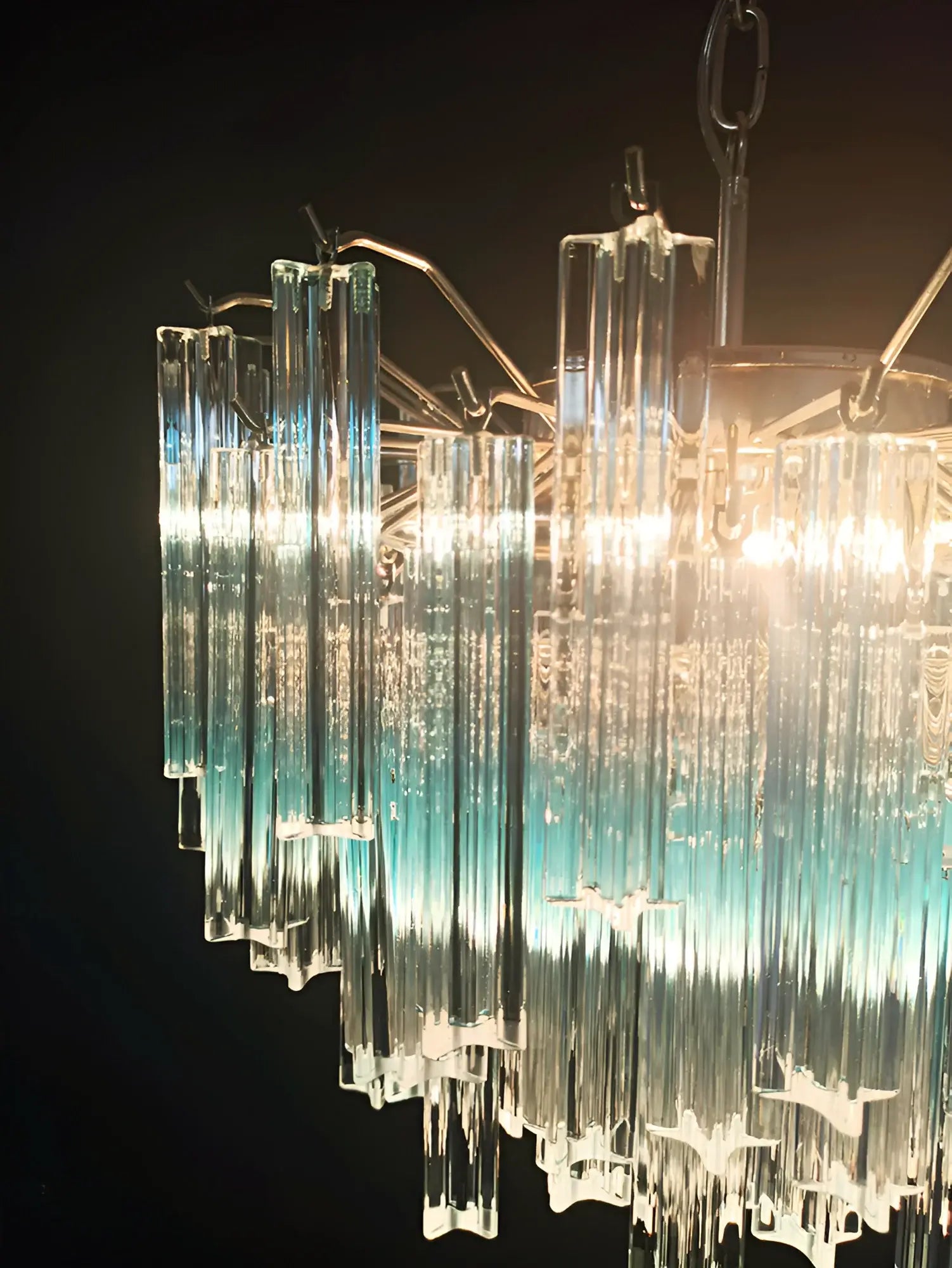 blue-and-clear-murano-glass-quadriedri-prism-chandelier-elegant-crystal-pendant-light