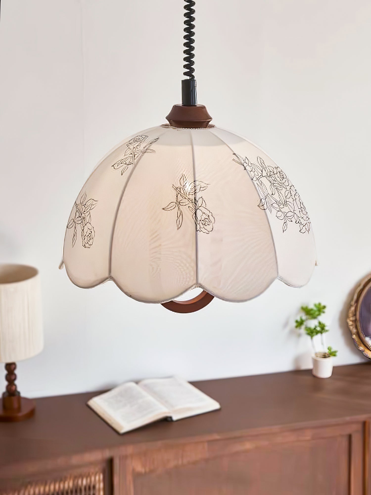 Botanical Floral Grace Pendant Light Fixture for Modern Living and Dining Areas
