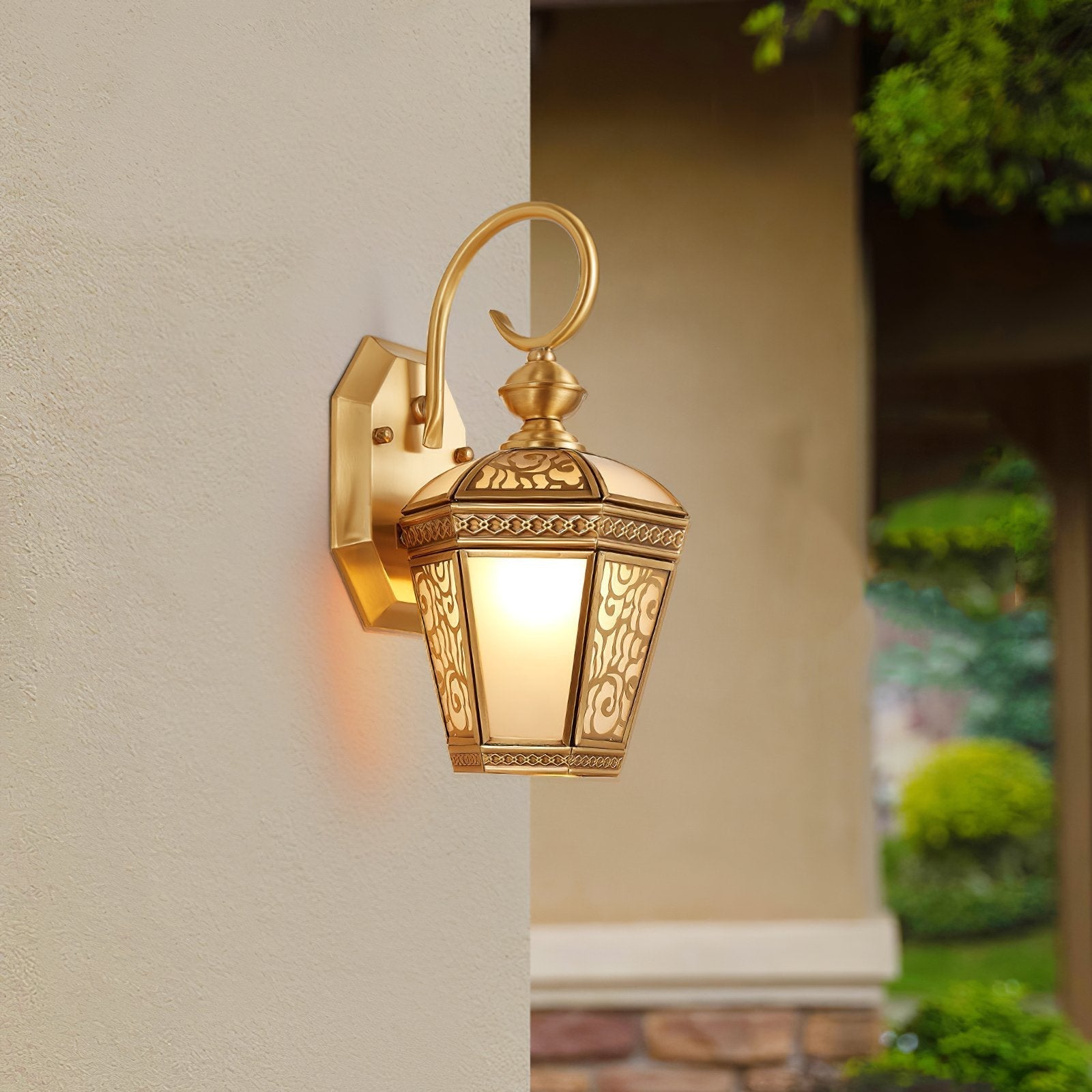 brass-and-glass-palace-pattern-exterior-wall-sconce-lighting-for-outdoor-patios-and-gardens