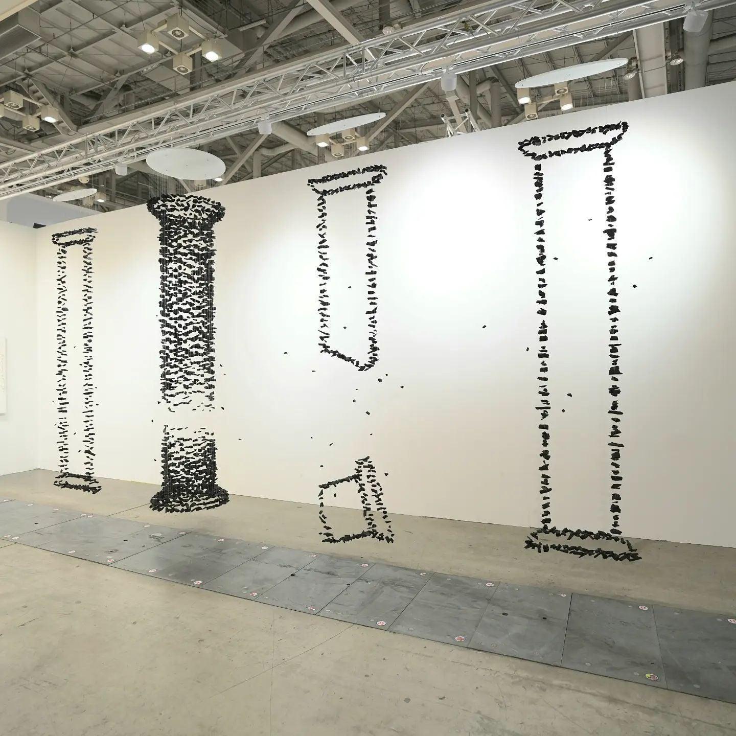 Charcoal Crown LED Pendant Light Large Alphabet S to Z Artistic Hanging Sculpture Chandelier