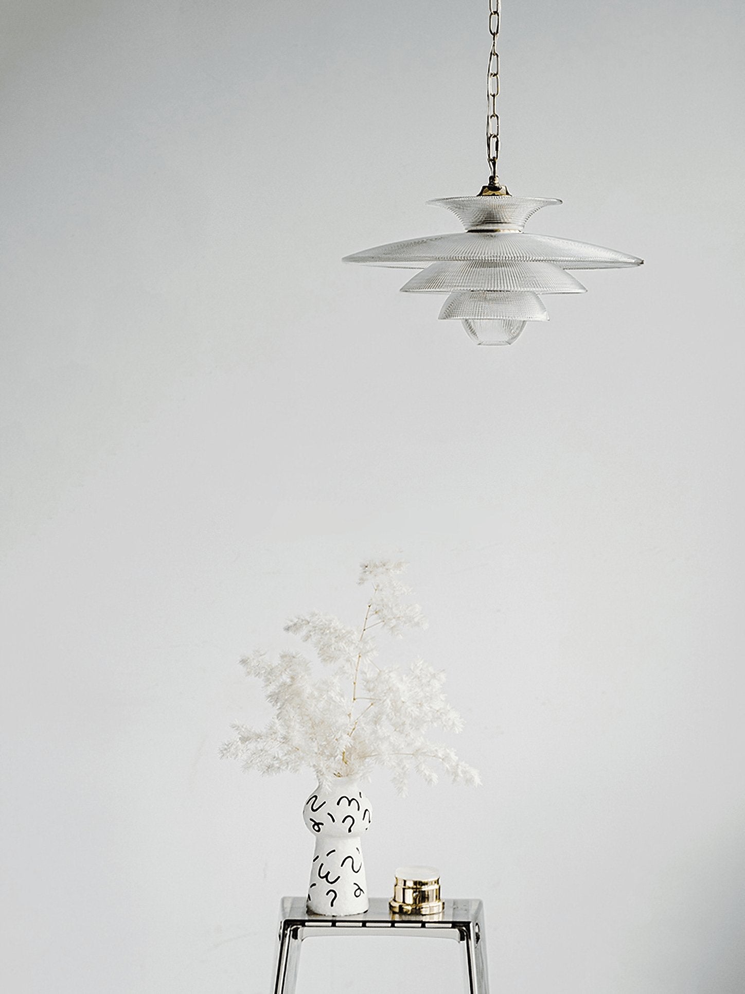 Contemporary Gold Metal Grid Glass Pendant Light for Modern Interiors