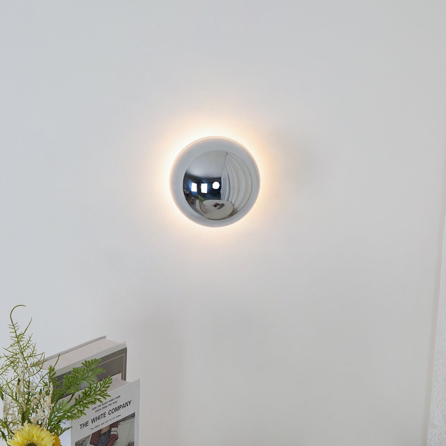 Contemporary Sphere Wall Lamp with Mirror Finish Glossy Gold LED Sconce for Home Interior