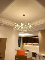 Elegant Ginkgo Leaf Porcelain Chandelier Linear Metal Branch Light in Gold Finish