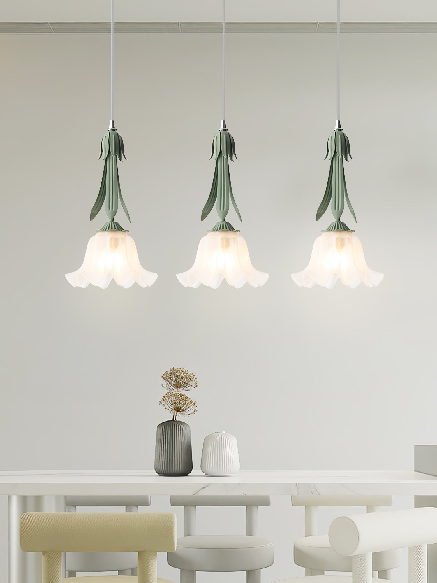 elegant-lily-of-the-valley-pendant-light-with-floral-glass-petals-for-modern-dining-rooms