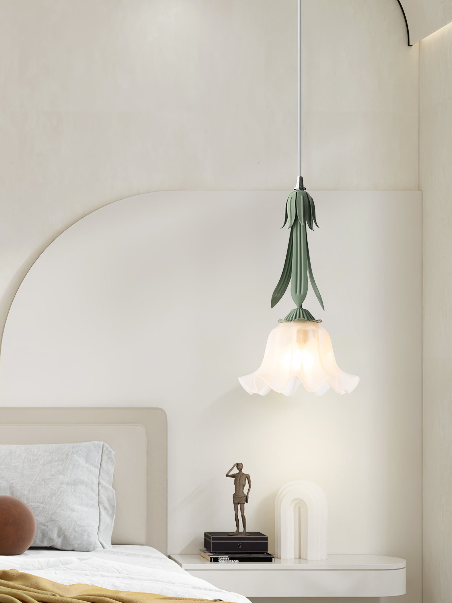 elegant-lily-of-the-valley-pendant-light-with-floral-glass-petals-for-modern-dining-rooms