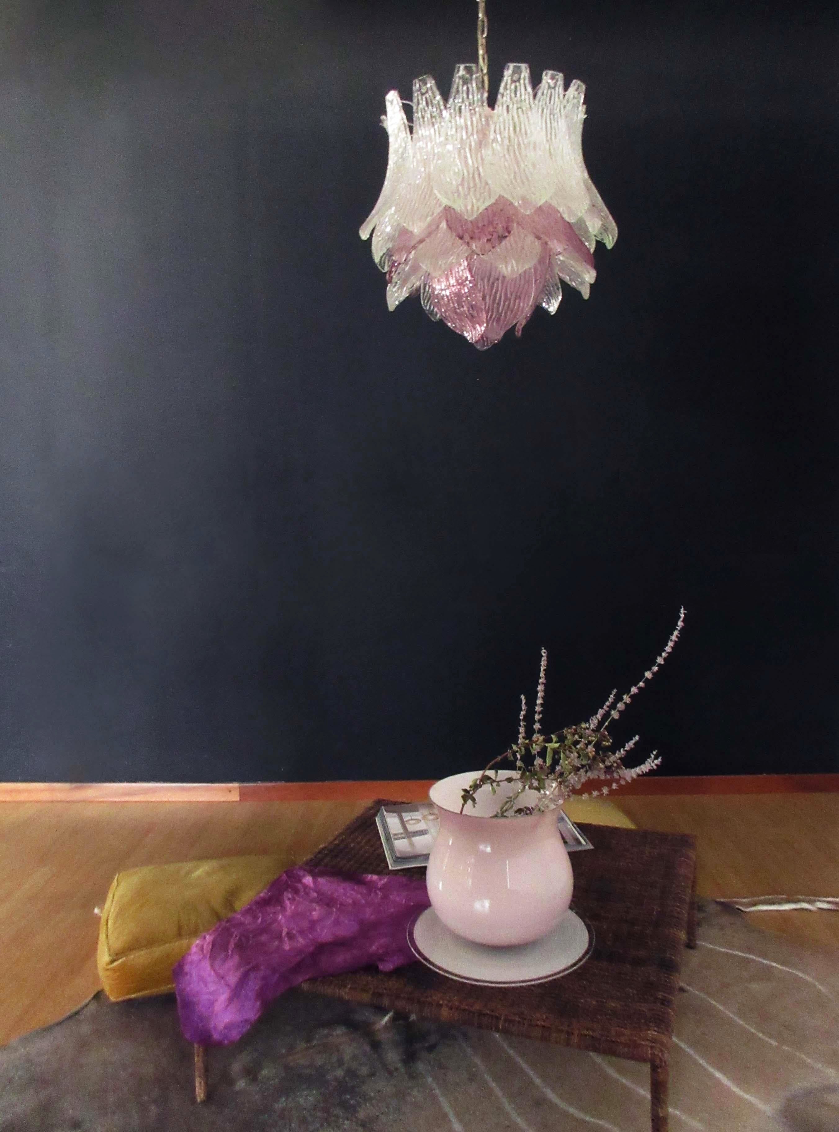 elegant-murano-style-amethyst-and-transparent-glass-flower-chandelier-for-living-room