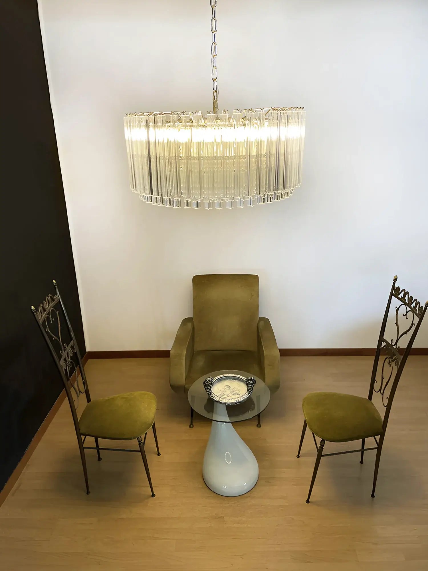elegant-murano-style-round-crystal-prism-chandelier-for-modern-interiors