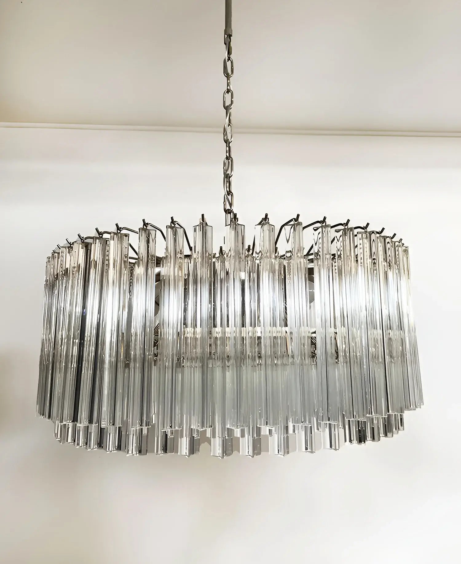 elegant-murano-style-round-crystal-prism-chandelier-for-modern-interiors