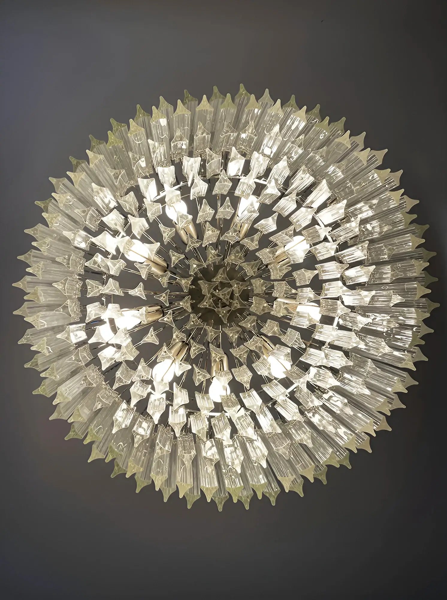 elegant-murano-style-round-crystal-prism-chandelier-for-modern-interiors