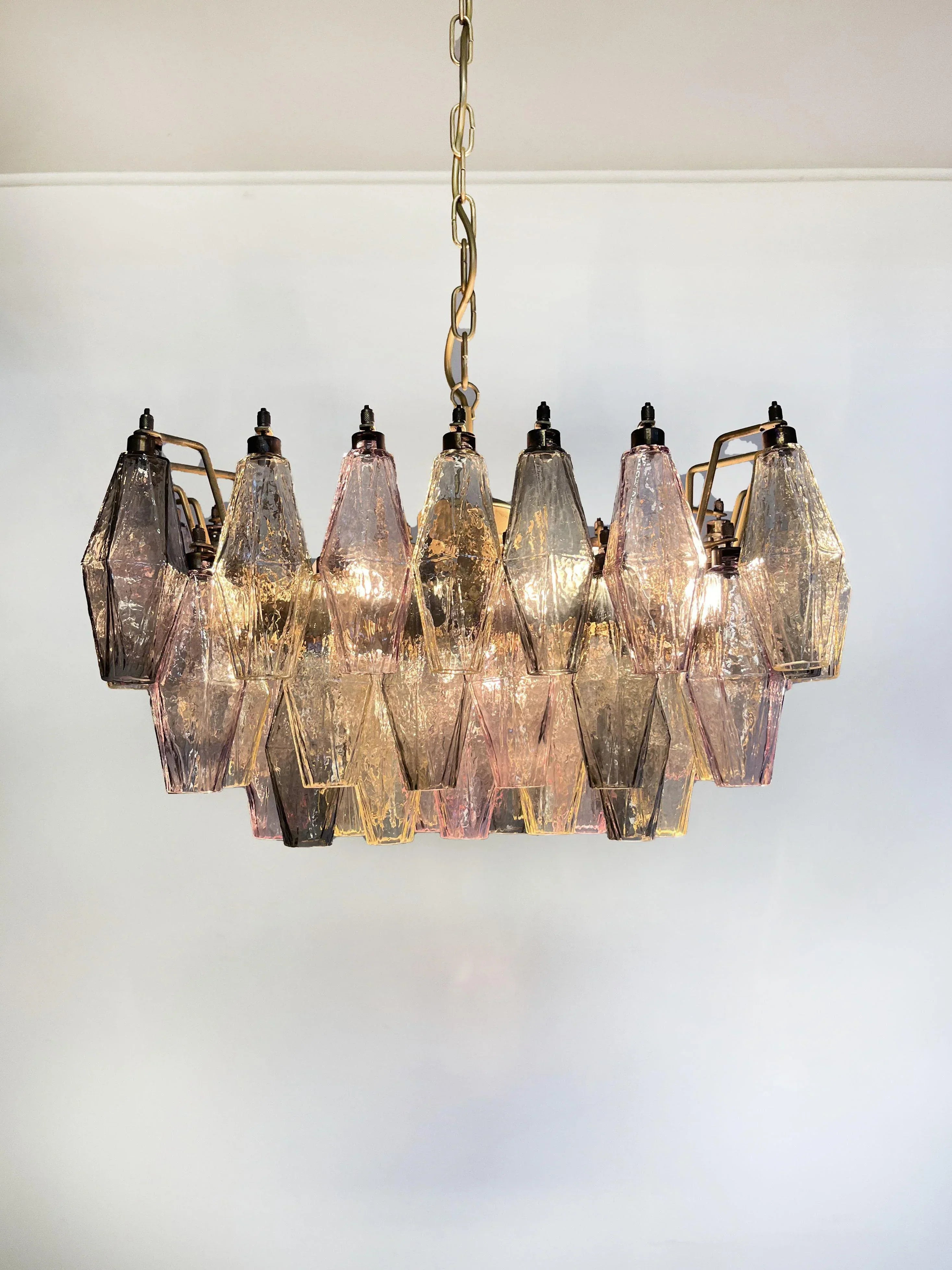 elegant-poliedri-murano-style-multicolored-glass-chandelier-for-living-room