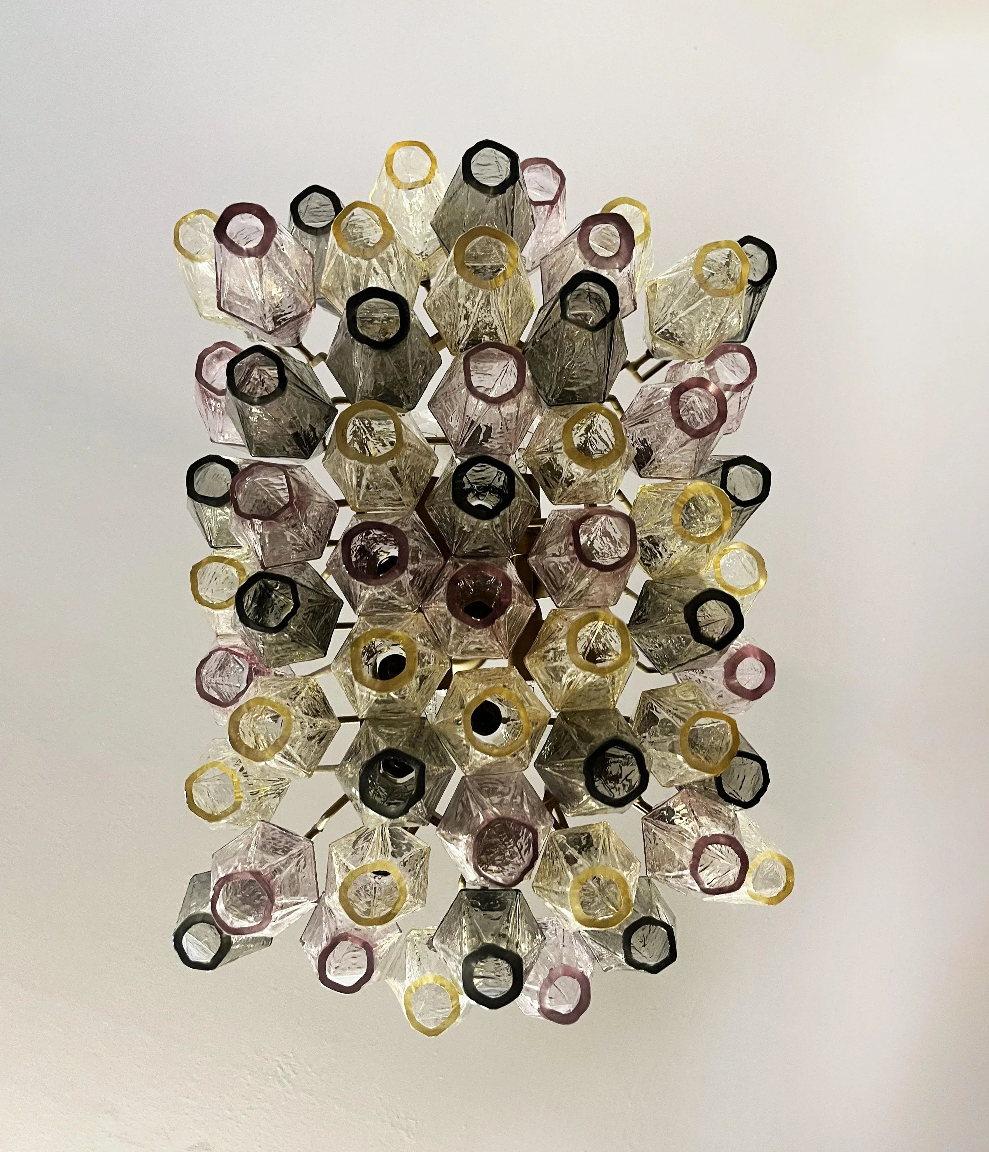 elegant-poliedri-murano-style-multicolored-glass-chandelier-for-living-room