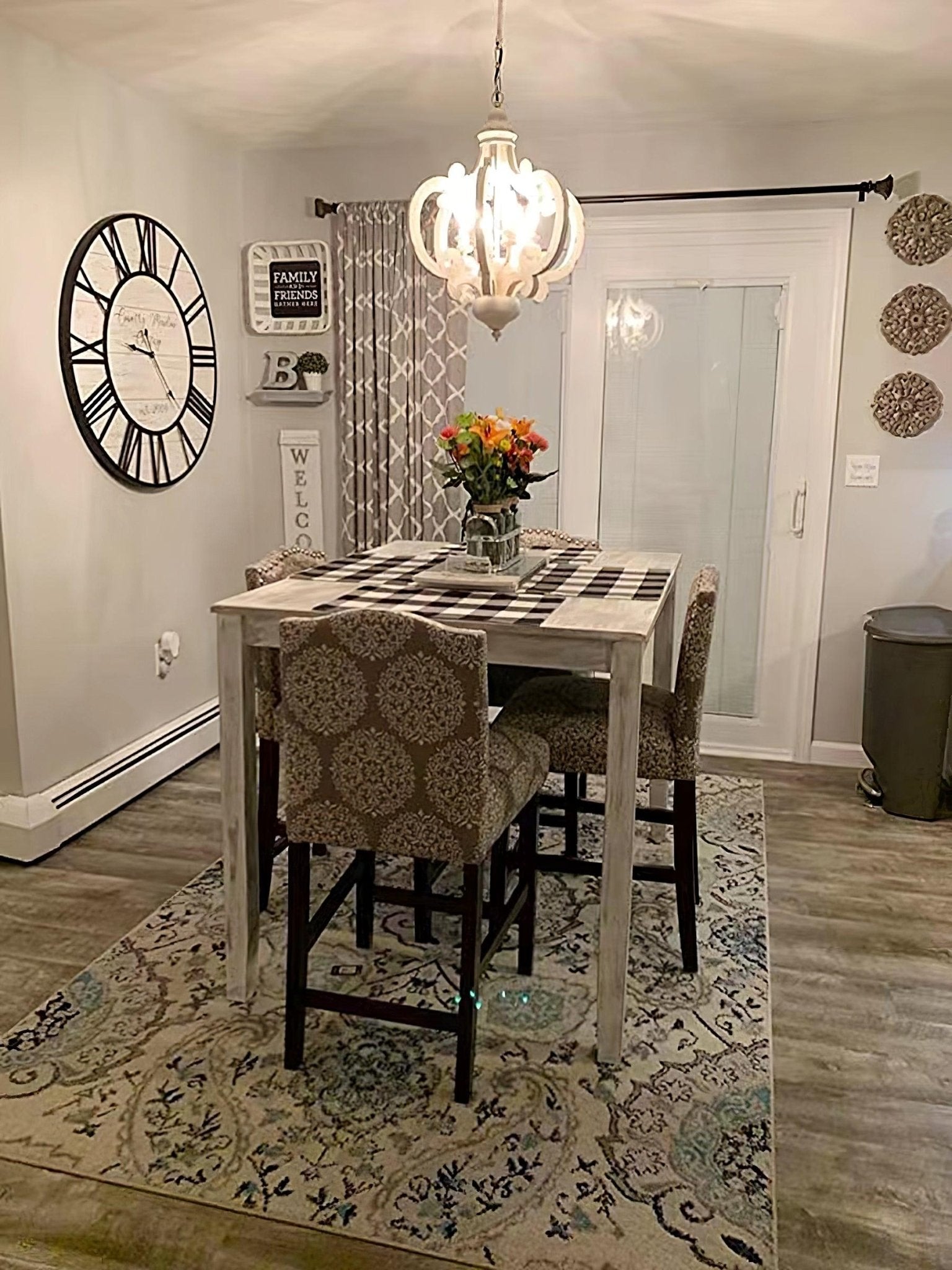 French Country Antique White Wood and Metal Lantern Chandelier 6 Light Pendant