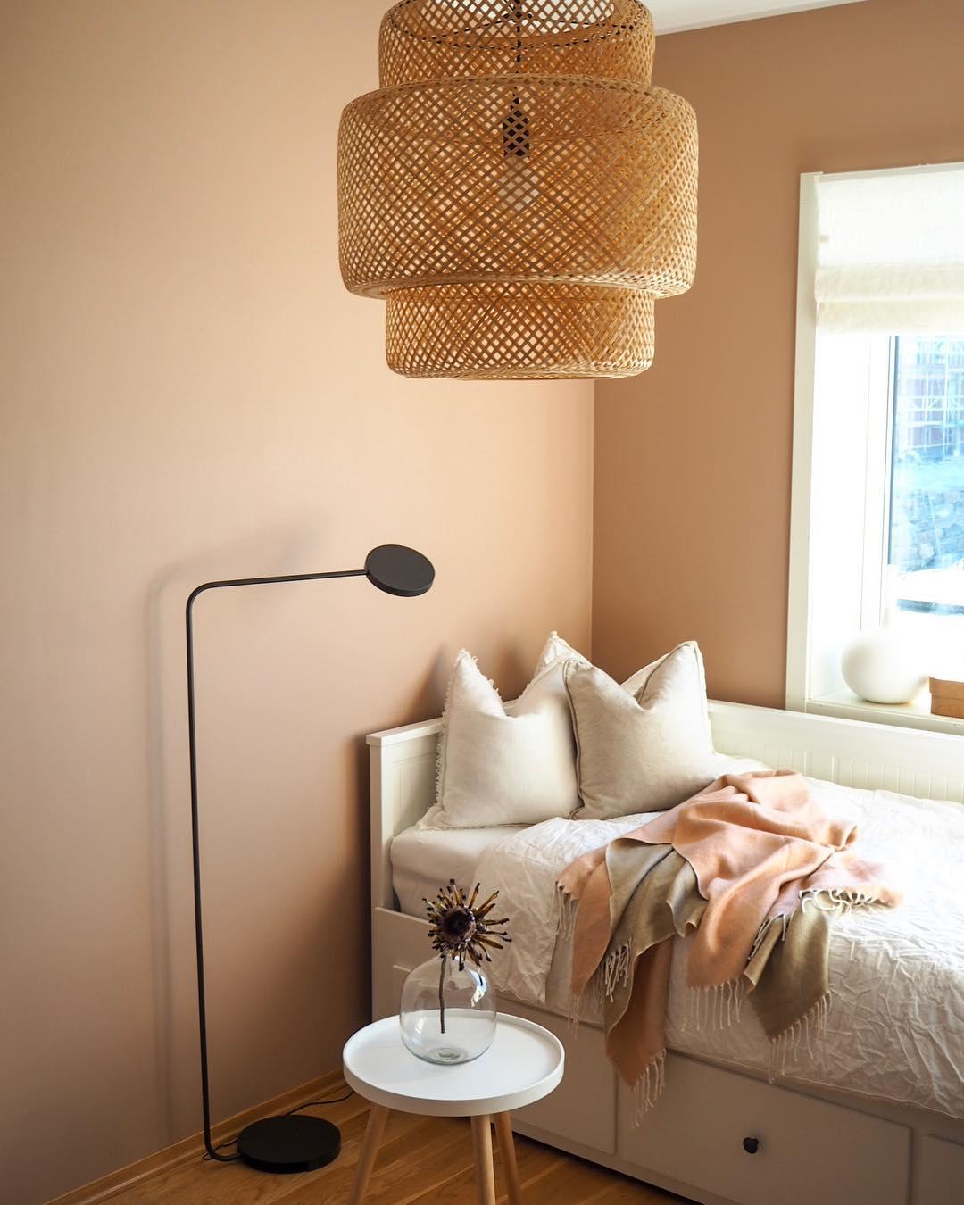 Handcrafted Bamboo Braided Pendant Light Natural Woven Hanging Lamp for Indoor Lighting
