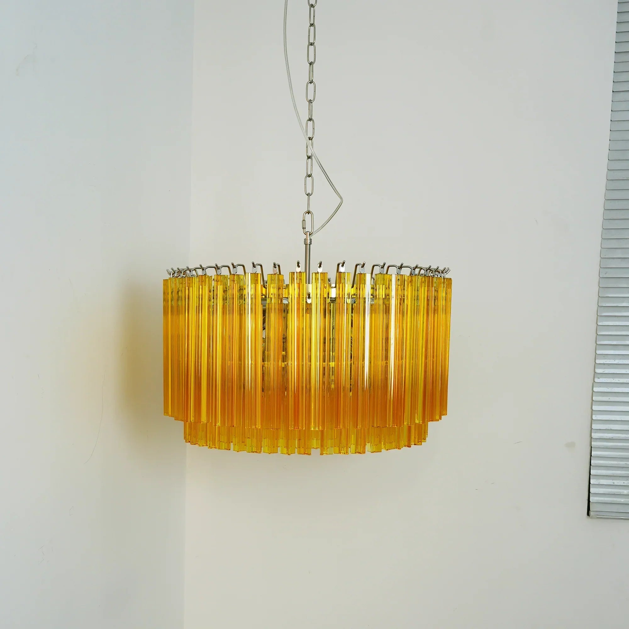 handcrafted-murano-glass-amber-prism-chandelier-round-luxury-pendant-light-gold-chrome-finish