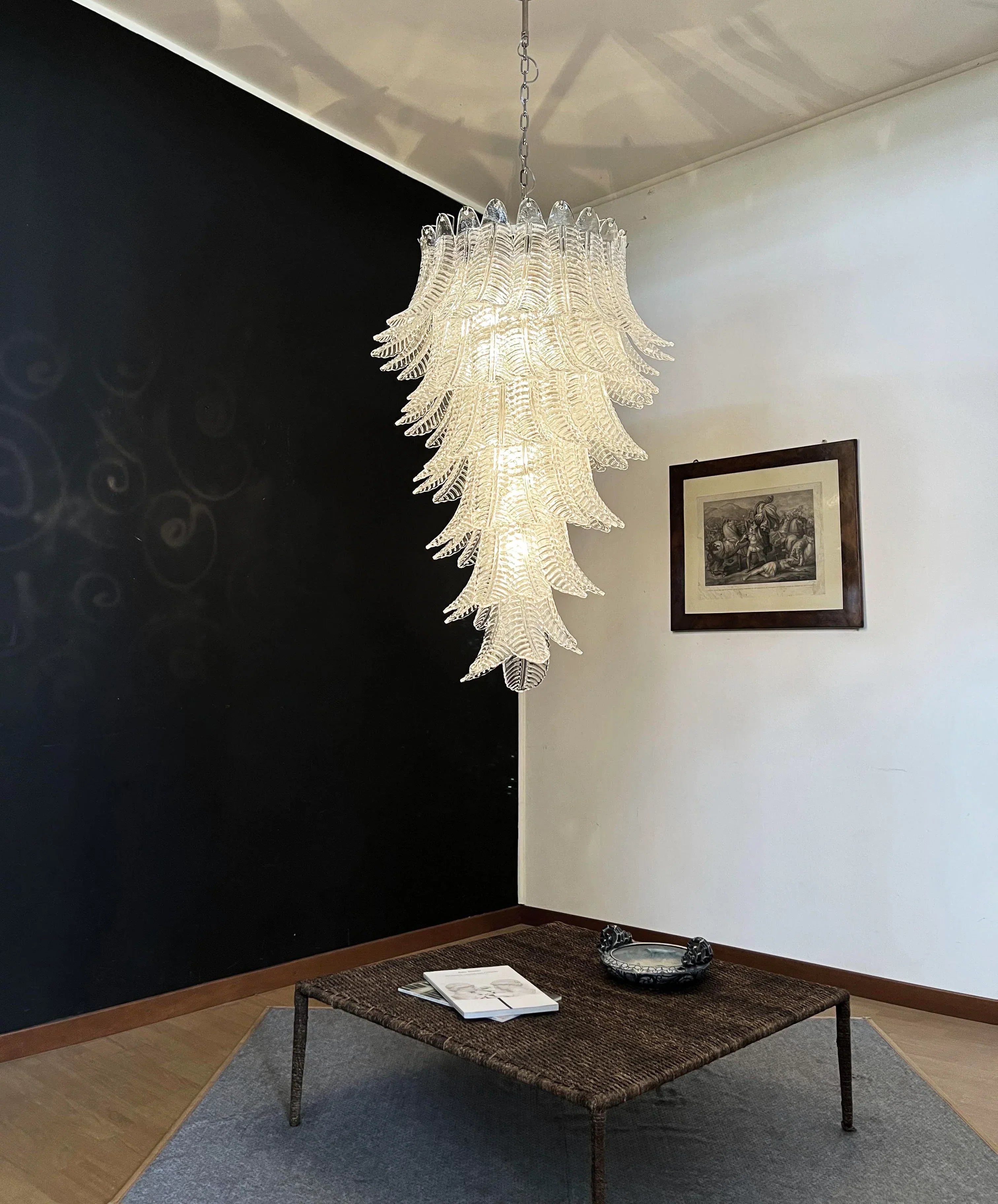 handcrafted-murano-glass-spiral-chandelier-transparent-luxury-pendant-light-for-foyer-and-living-room