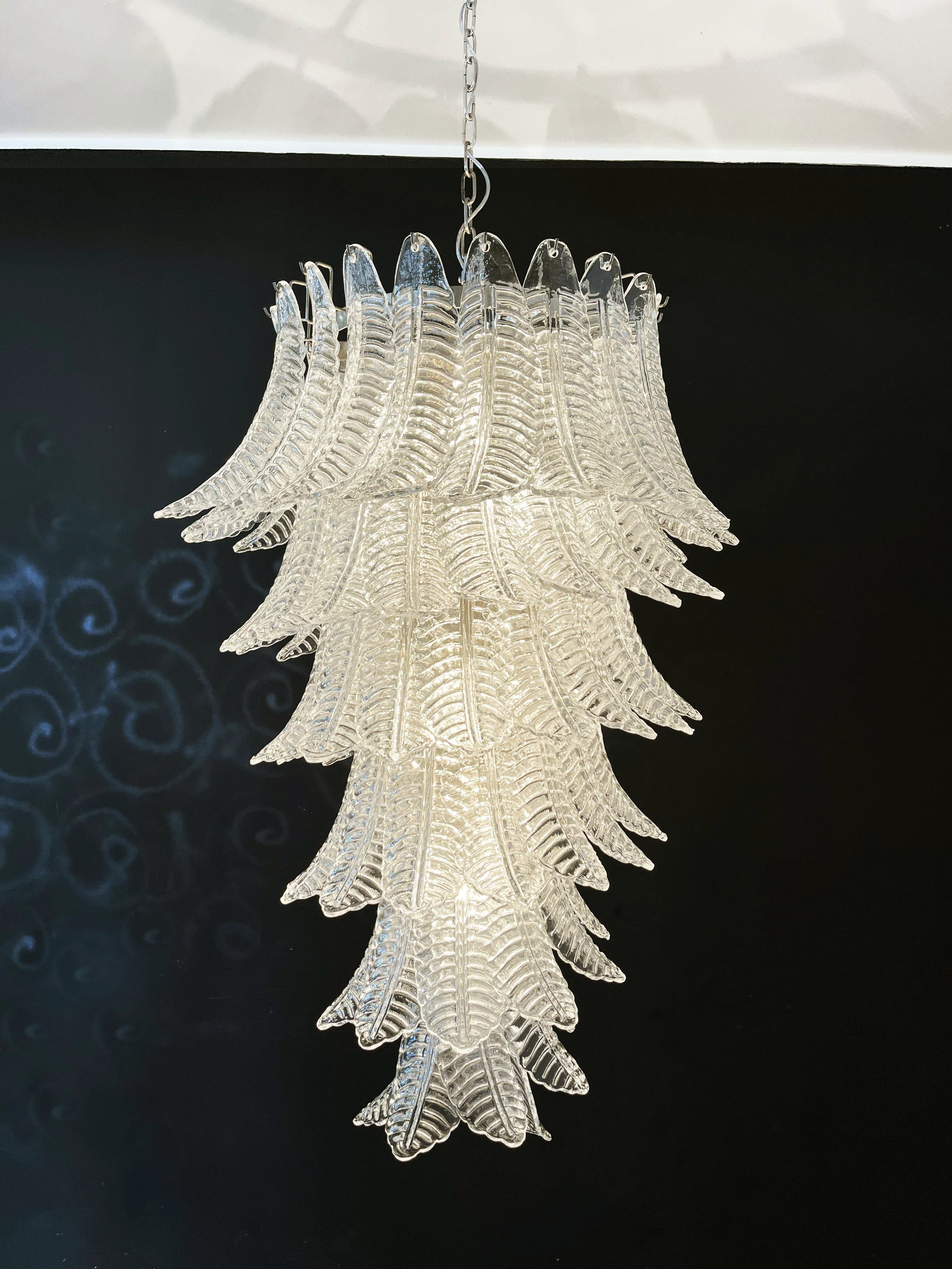 handcrafted-murano-glass-spiral-chandelier-transparent-luxury-pendant-light-for-foyer-and-living-room