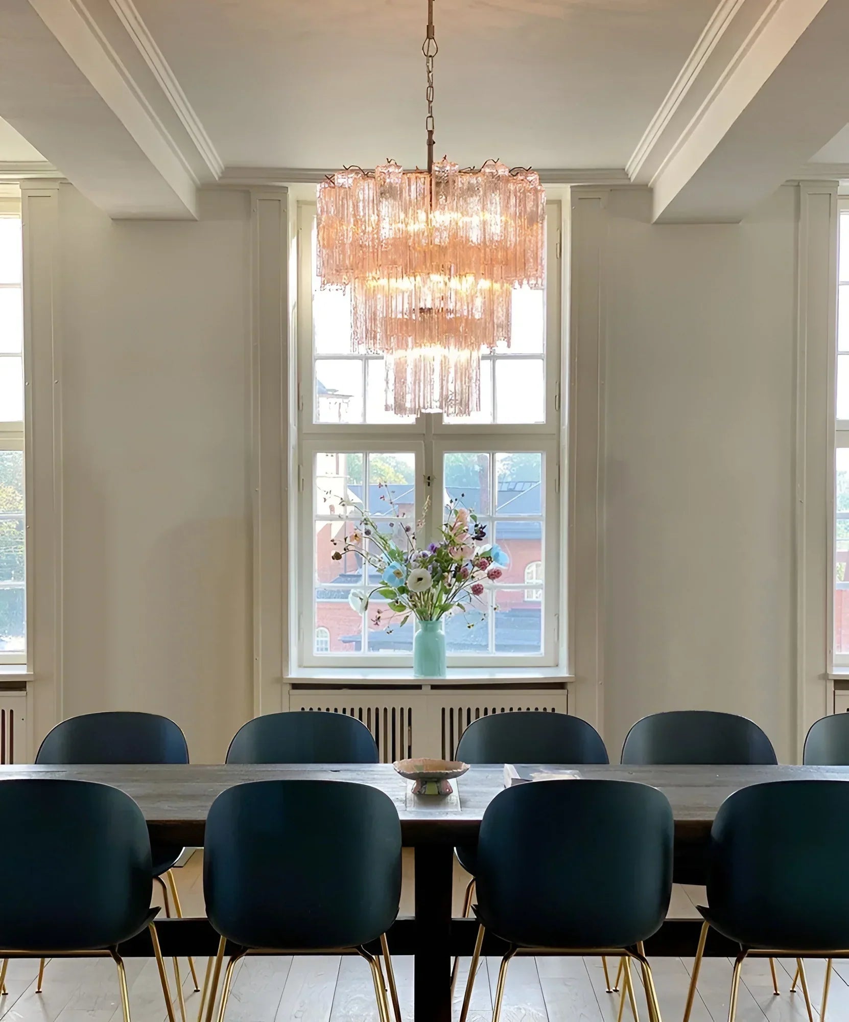 handcrafted-pink-murano-glass-tube-chandelier-for-modern-luxury-interior-lighting
