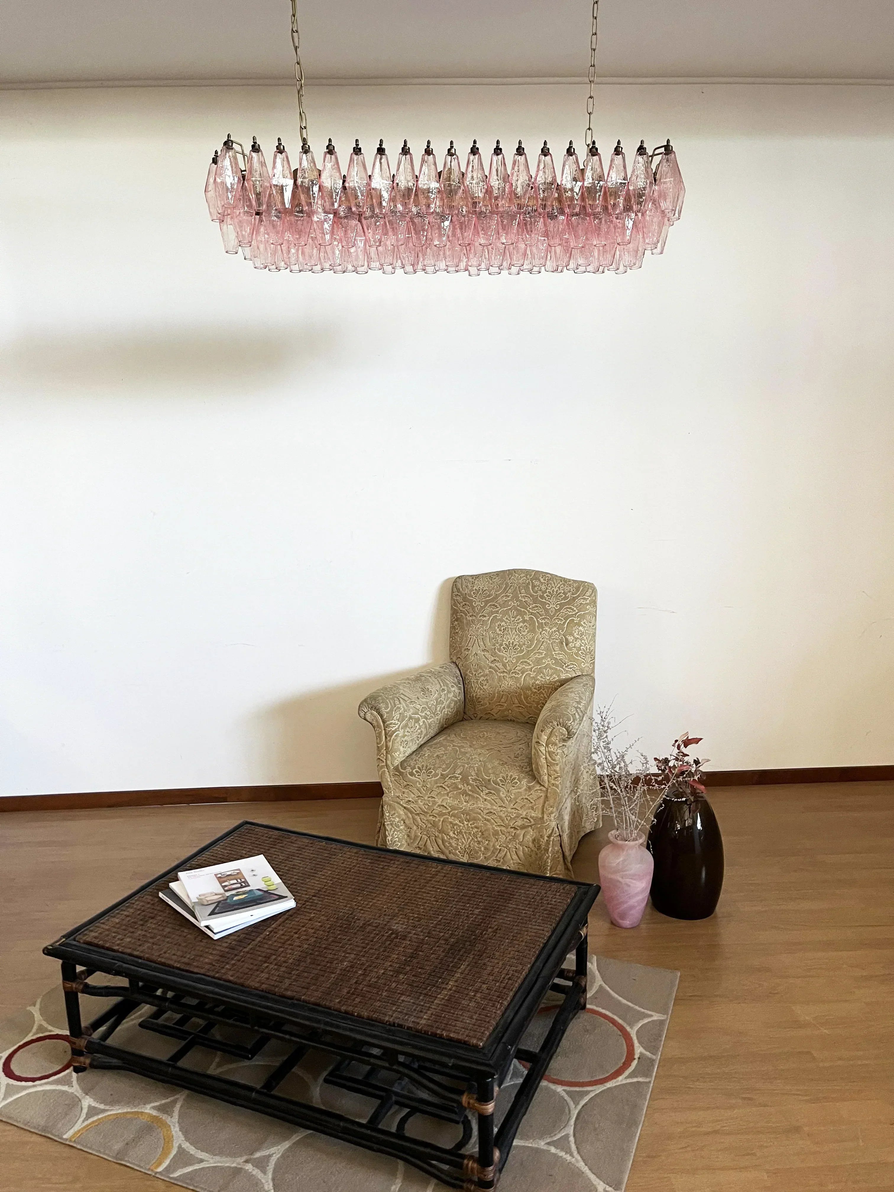 handcrafted-pink-murano-poliedri-glass-linear-chandelier-modern-dining-light