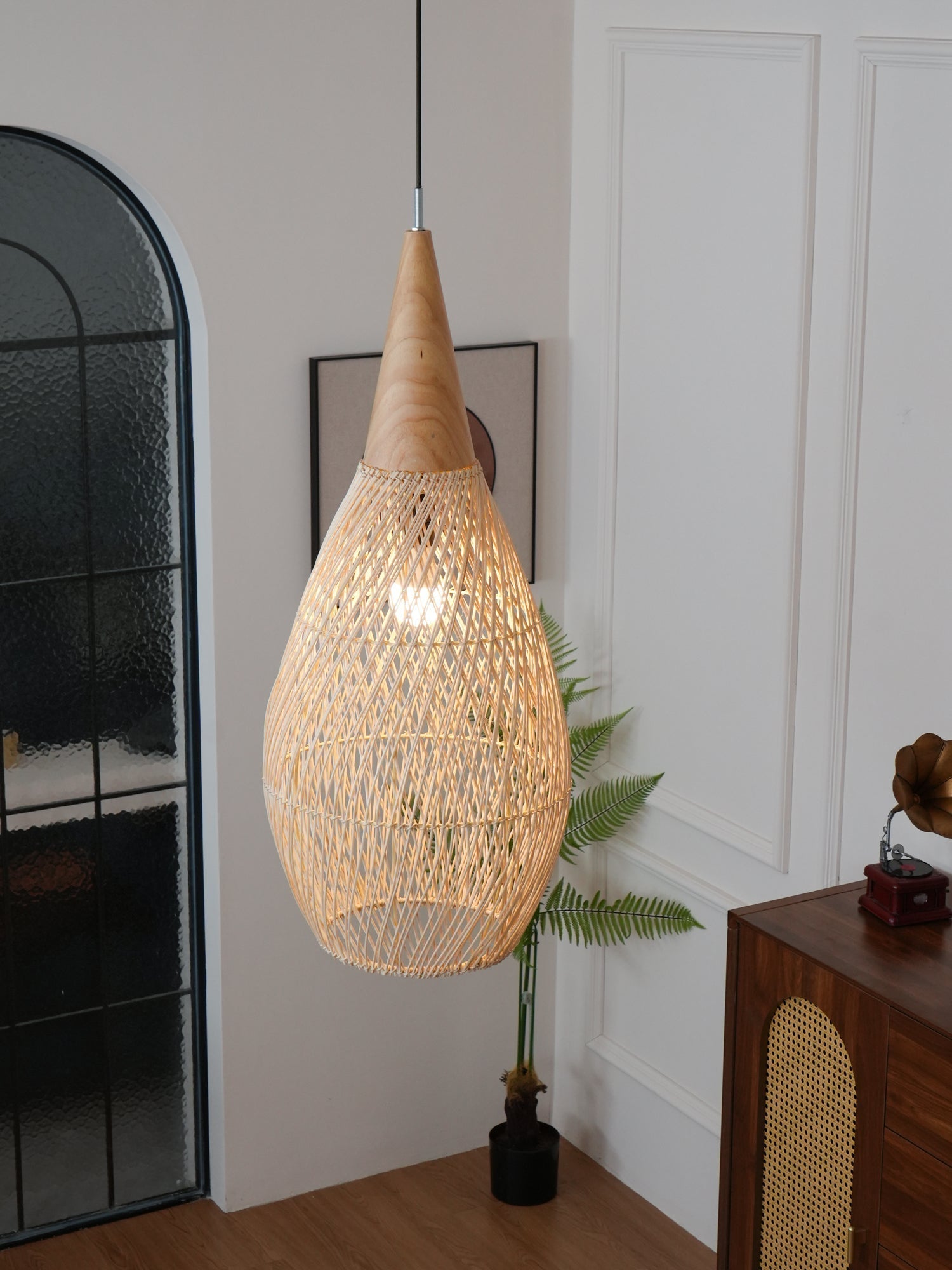 Handwoven Javanese Braided Rattan Pendant Light Coastal Style Wicker Hanging Lamp