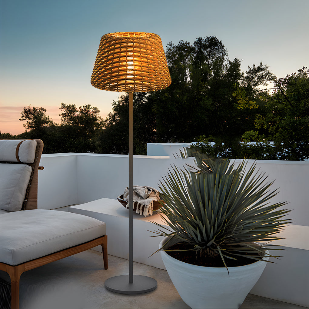 IP65 Waterproof Hand Woven Rattan Outdoor Floor Lamp with Black Metal Base and Synthetic Shade