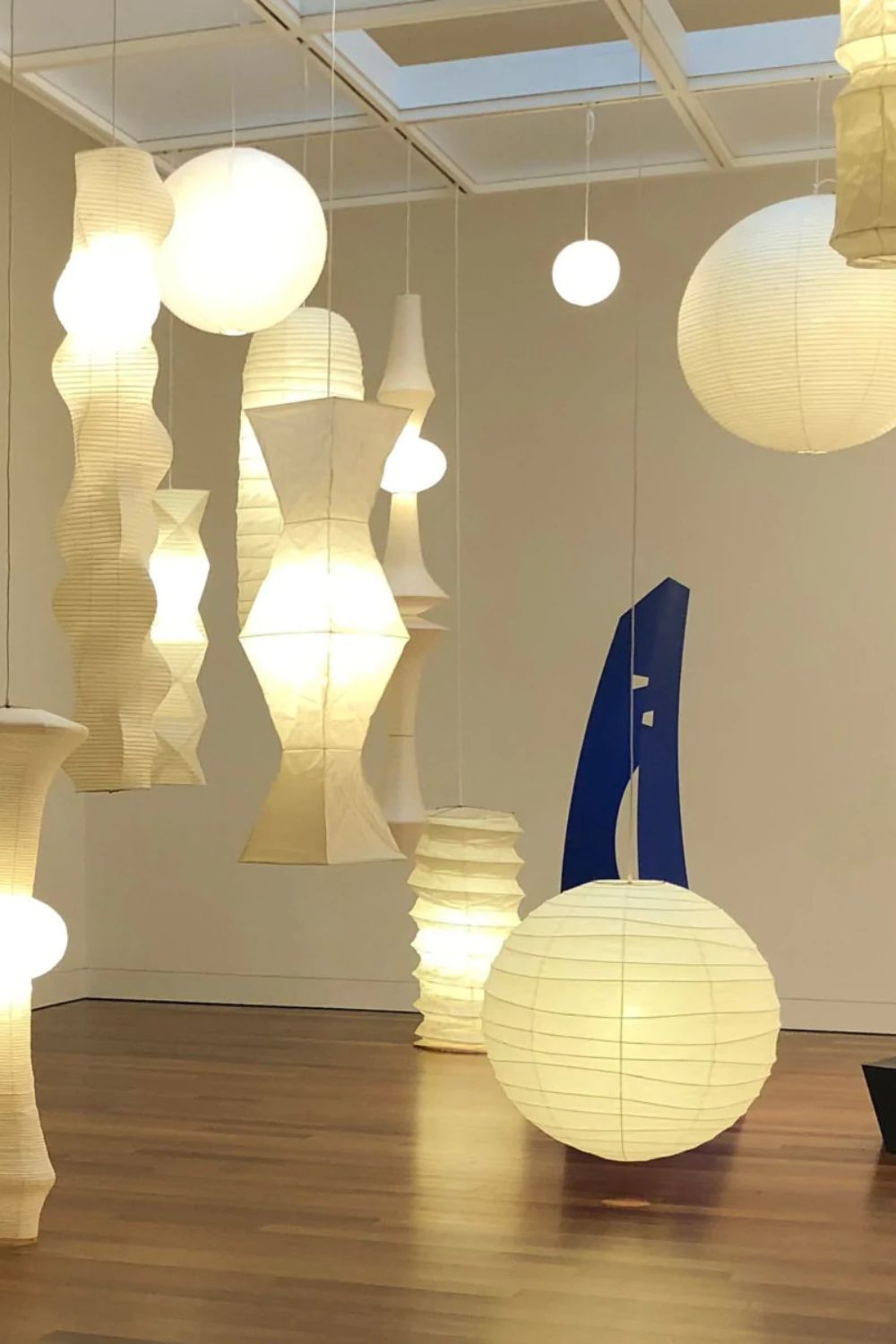 Japanese Washi Paper Hanging Pendant Light Handcrafted Mulberry Paper Swag Lamp for Modern Interiors