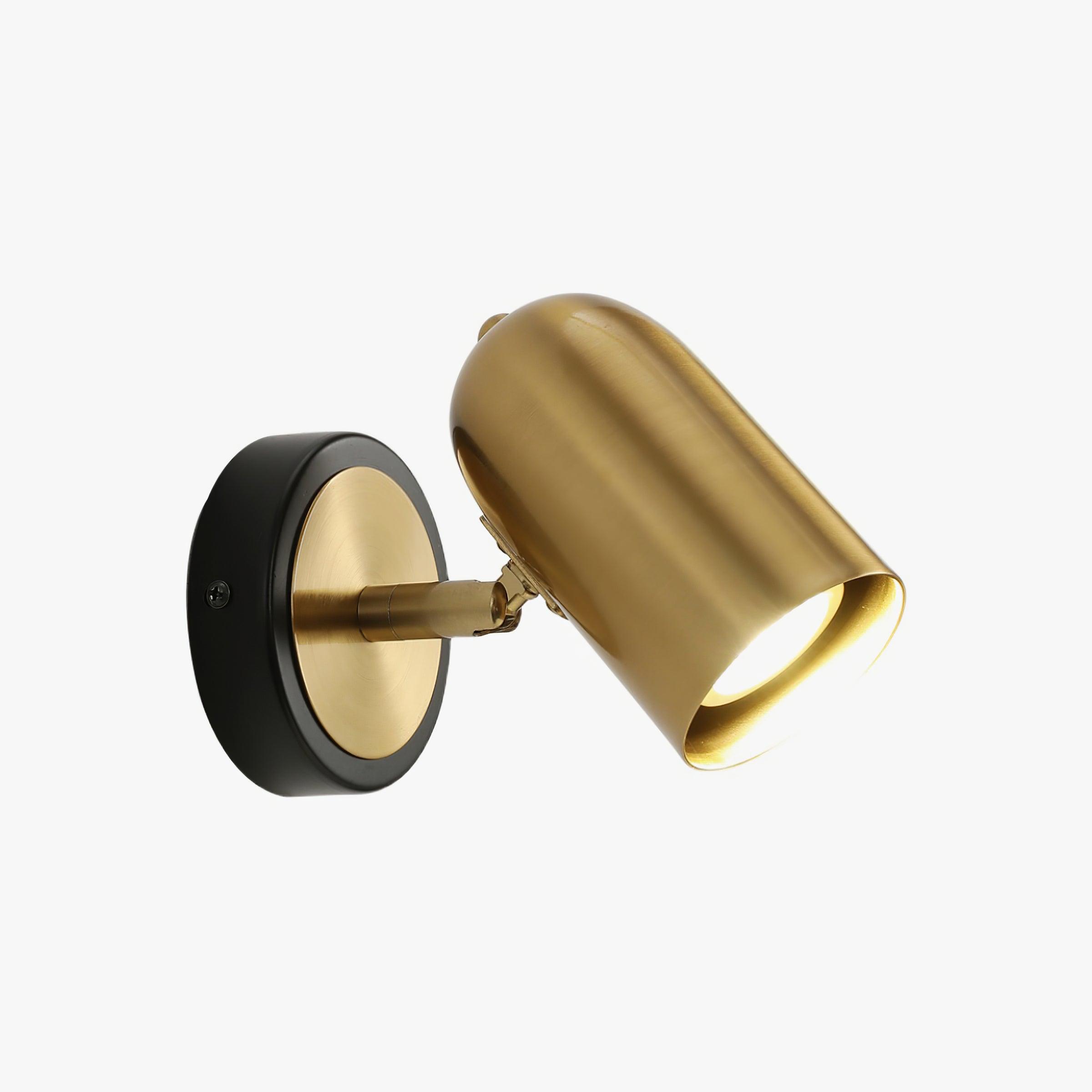 Leonardo Elegant Gold Metal Wall Sconce Bracket Light Fixture for Modern Indoor Decor