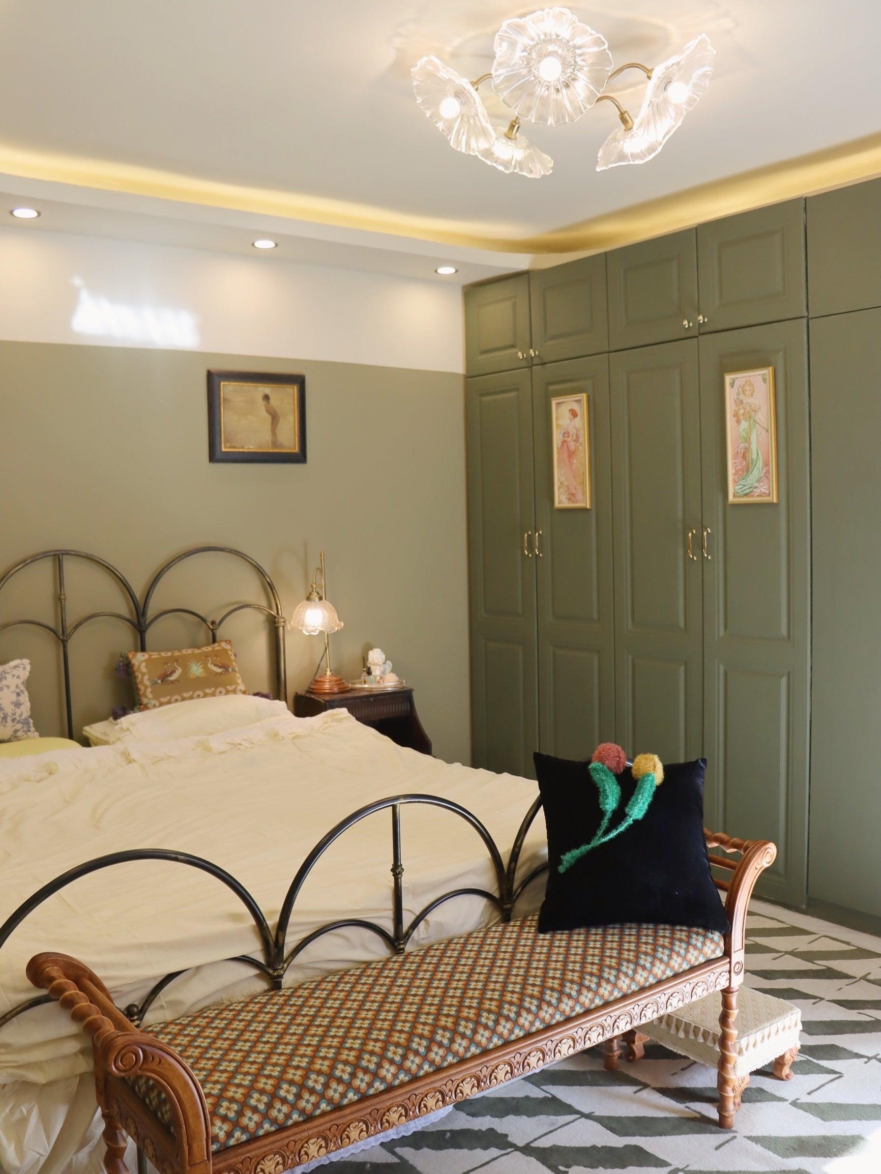 lotus-leaf-frosted-glass-ceiling-light-modern-gold-chandelier-for-living-room