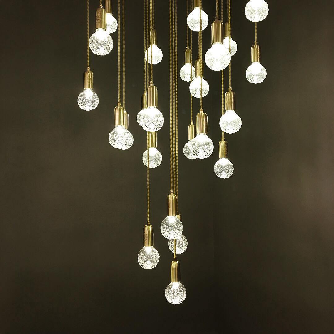 Luxury Clear Crystal Glass LED Pendant Lamp with Brass Fixture for Indoor Decor