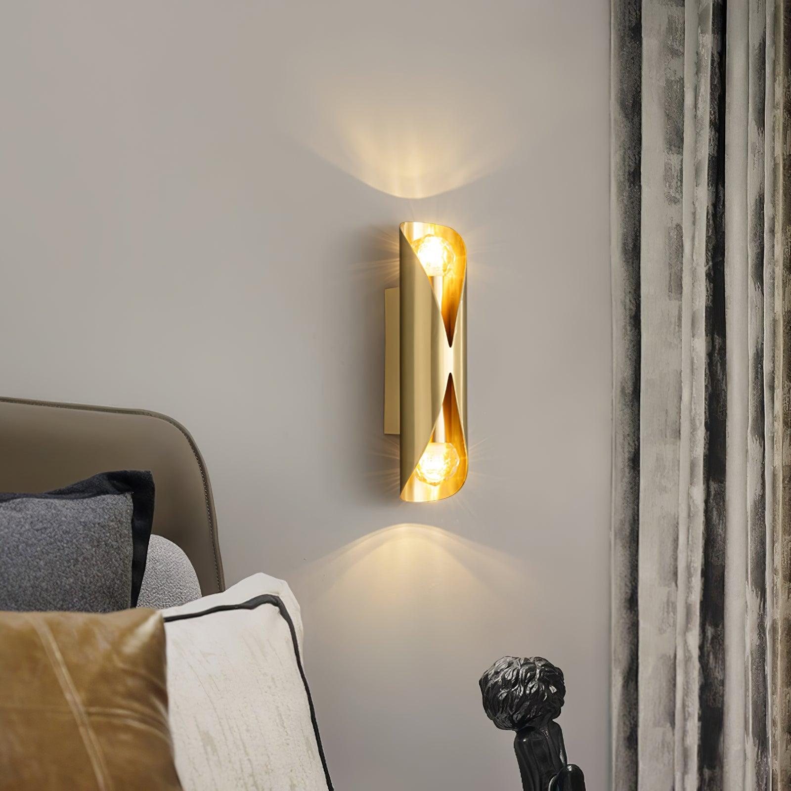 Luxury Diamonds Brass Wall Sconce Modern Textured Glass Vanity Light