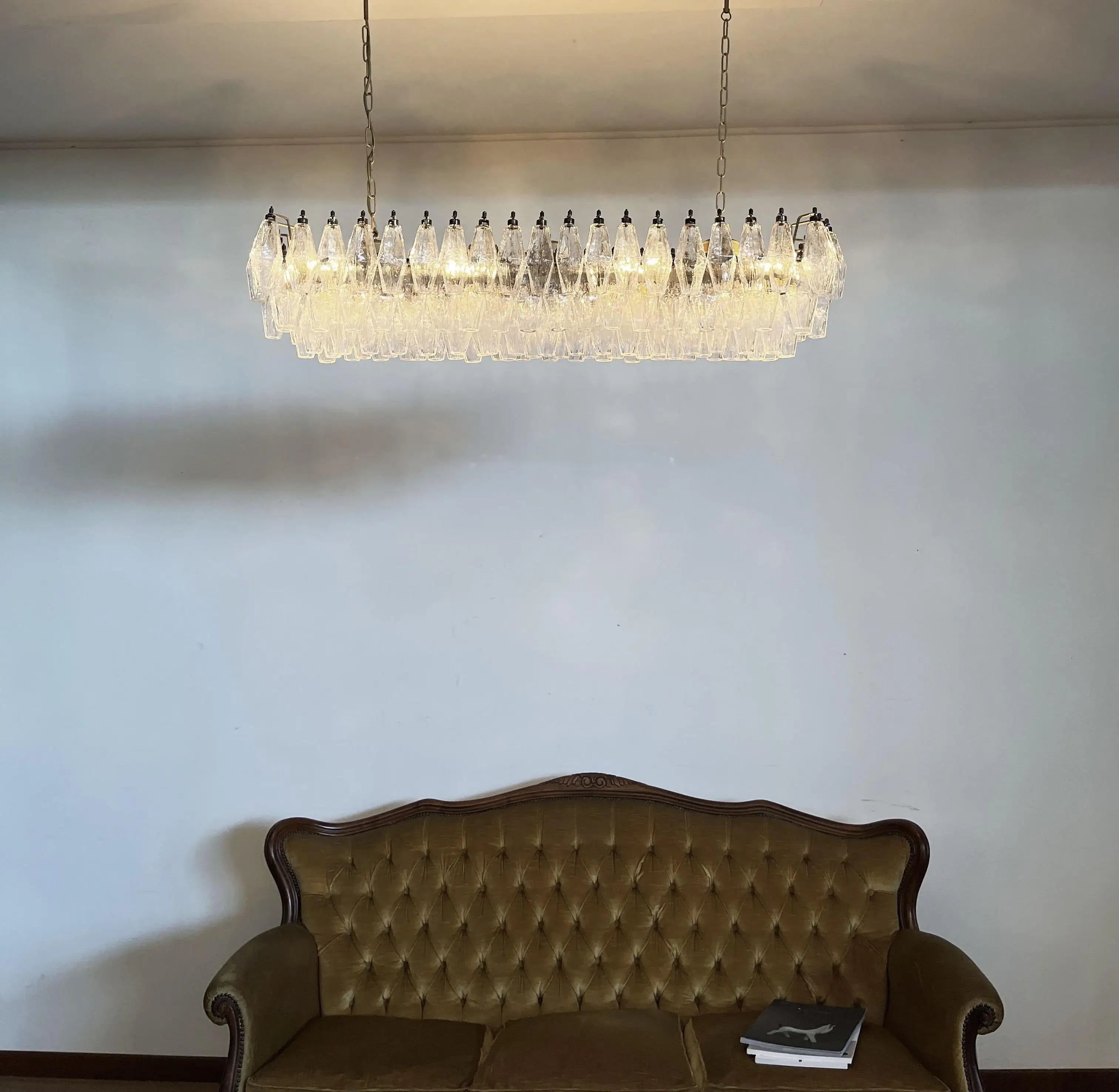 luxury-handcrafted-transparent-murano-poliedri-glass-chandelier-for-modern-dining-rooms