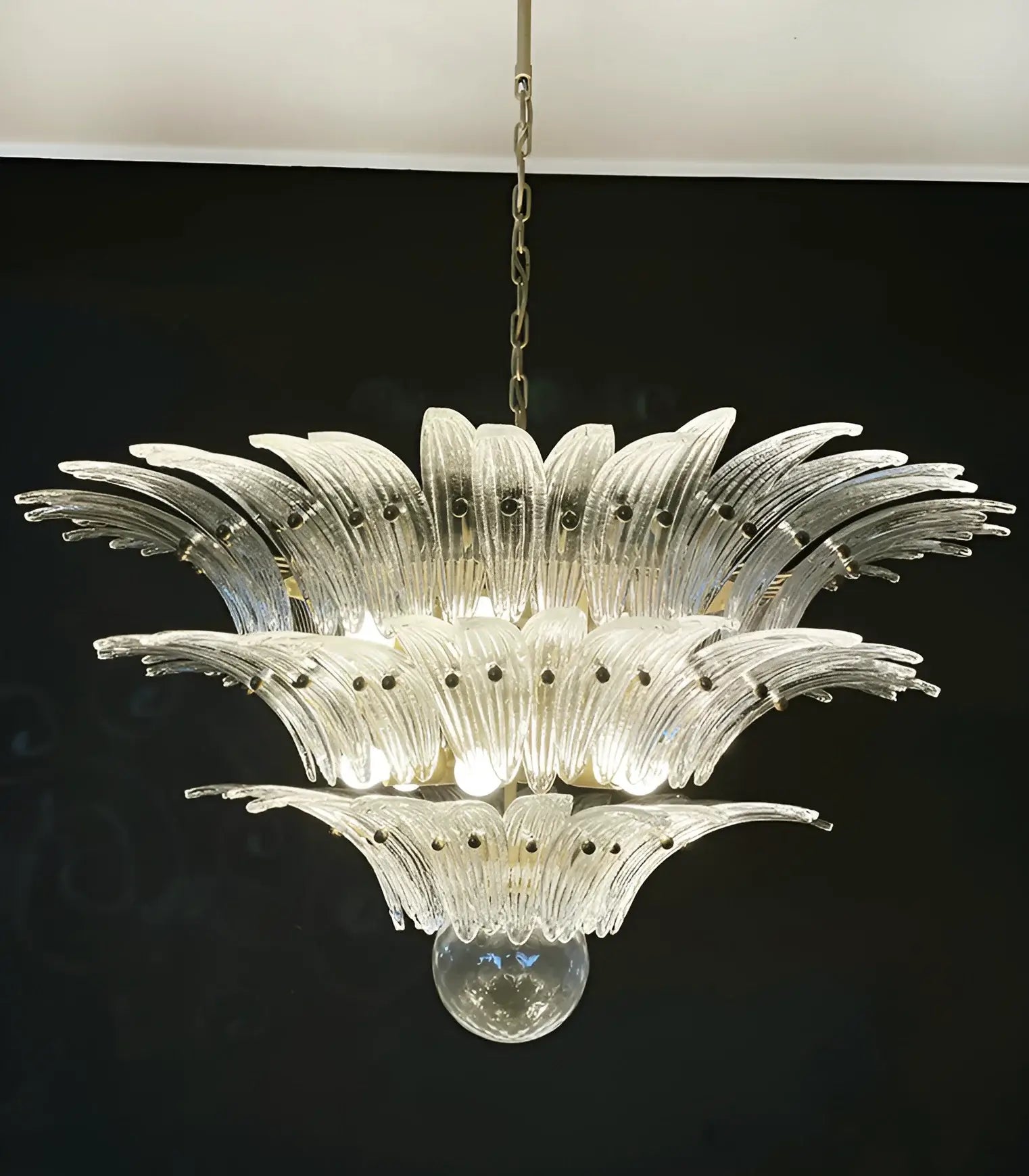 luxury-murano-palmette-transparent-glass-chandelier-for-elegant-dining-and-living-room-decor