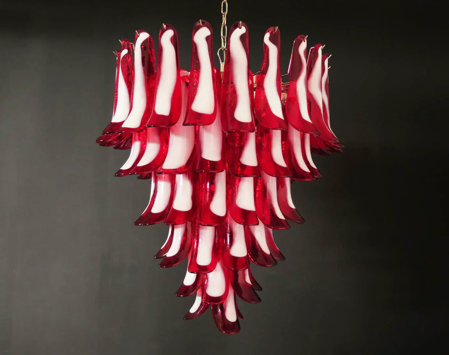luxury-murano-style-red-glass-petal-chandelier-for-dining-room-and-living-space