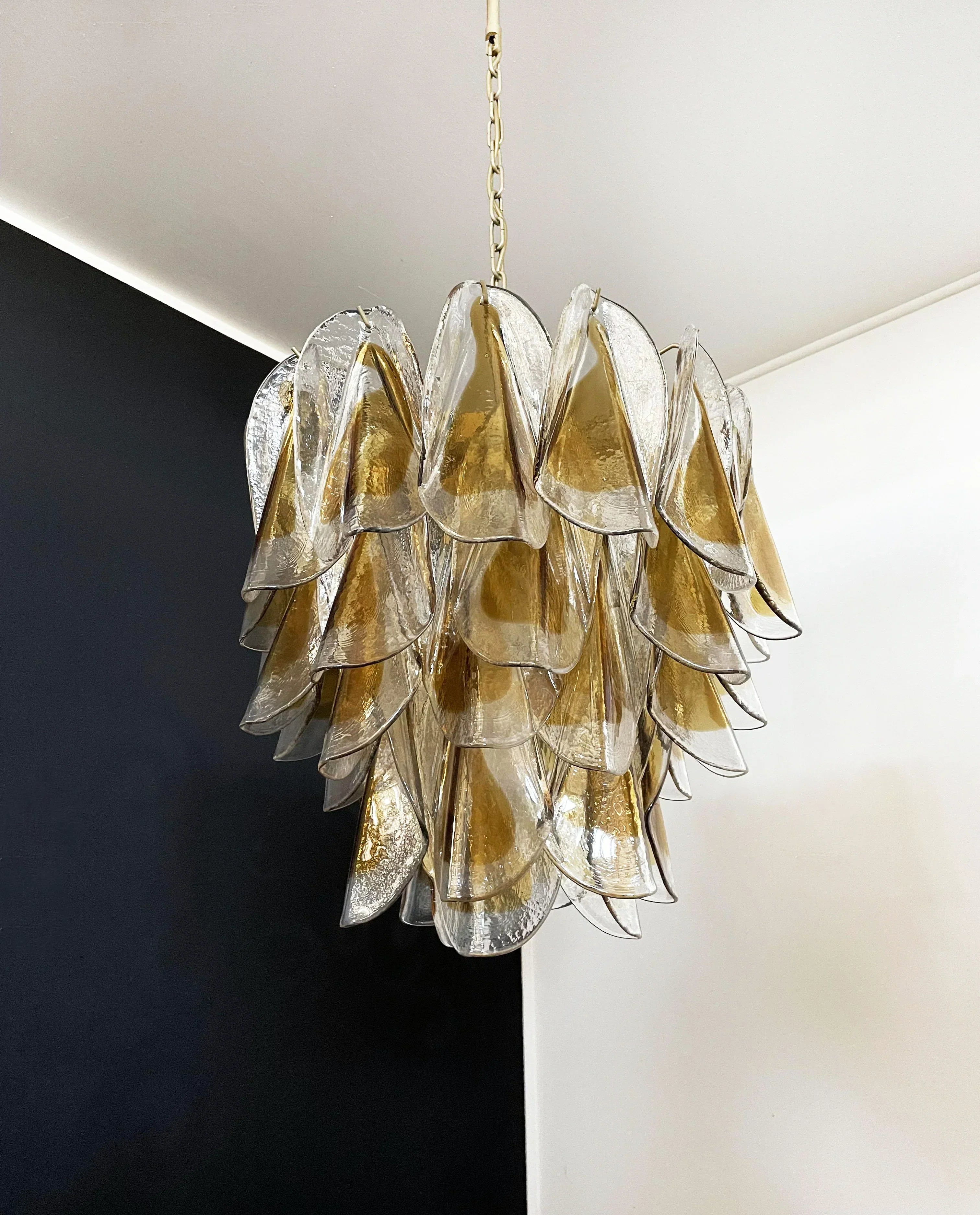 luxury-murano-style-swallow-amber-glass-chandelier-with-premium-metal-finish-options-for-home-decor