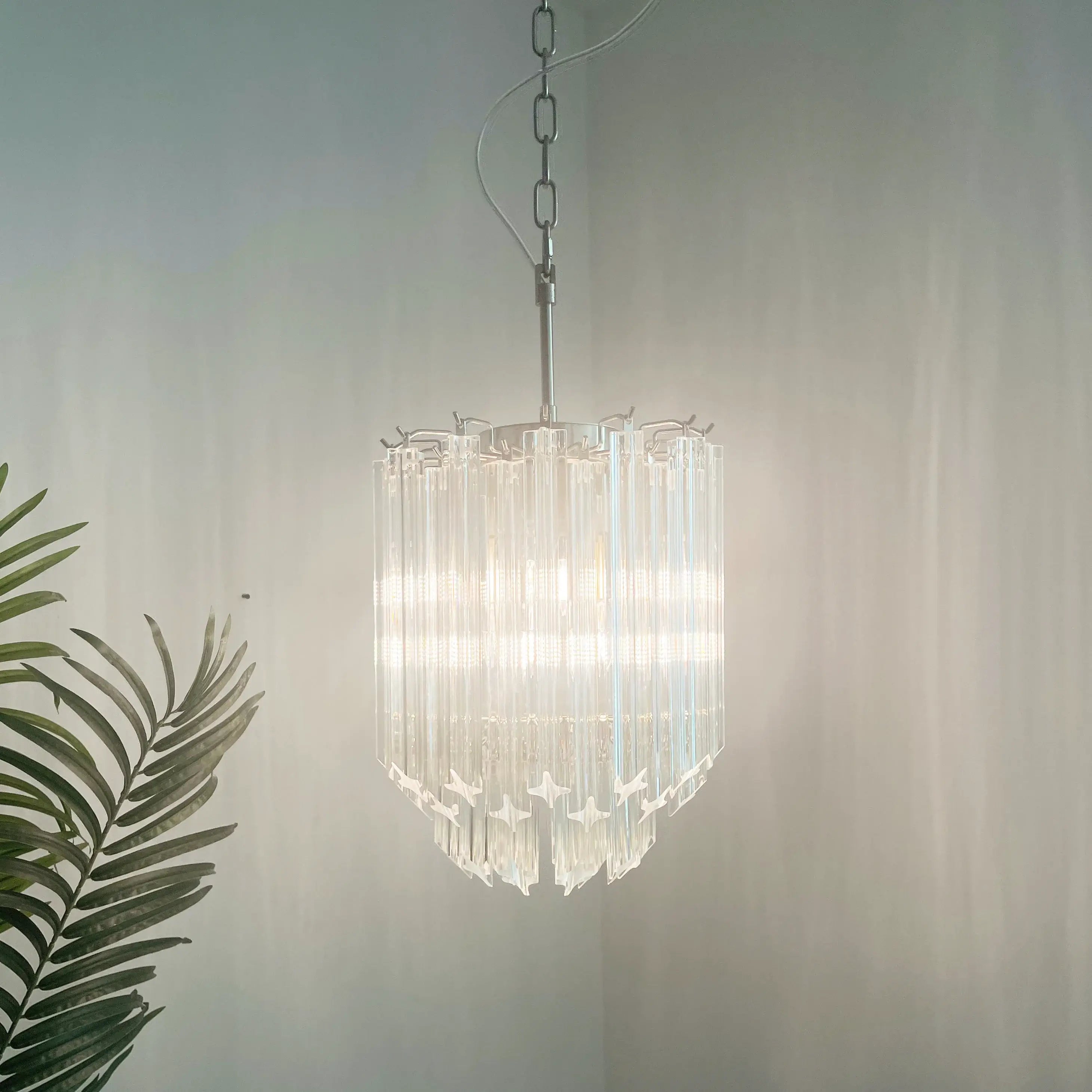 luxury-quadriedri-glass-prism-pendant-light-with-transparent-murano-crystals