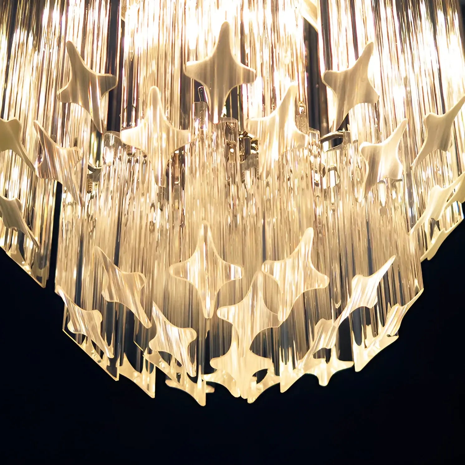 luxury-quadriedri-glass-prism-pendant-light-with-transparent-murano-crystals