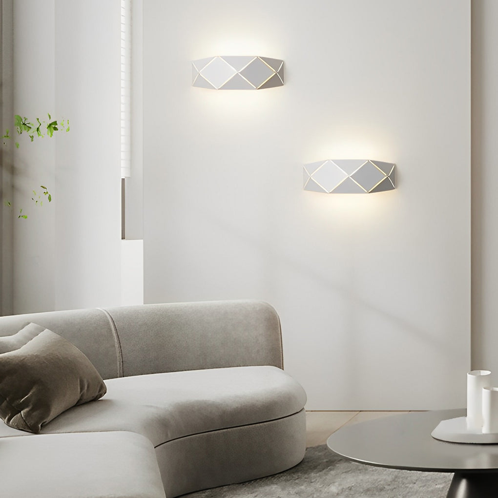 Minimalist Geometric LED Wall Sconce Modern Iron and Acrylic Light Fixture for Living Room