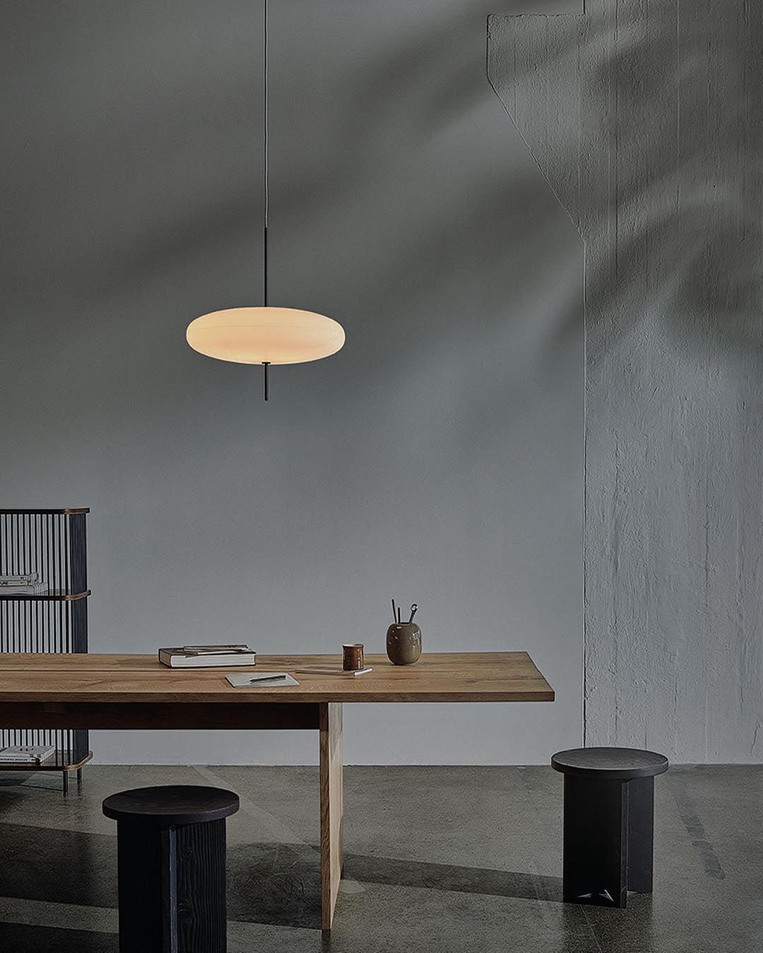 Model 2065 Mid Century Modern Pendant Lamp Opalescent Saucer Suspension Light