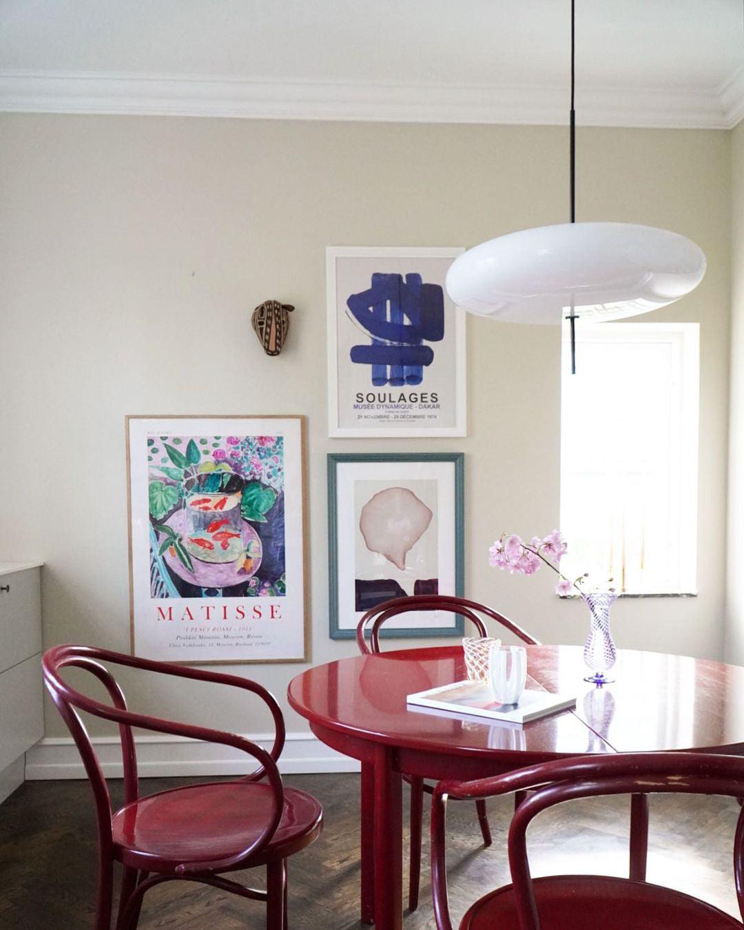 Model 2065 Mid Century Modern Pendant Lamp Opalescent Saucer Suspension Light
