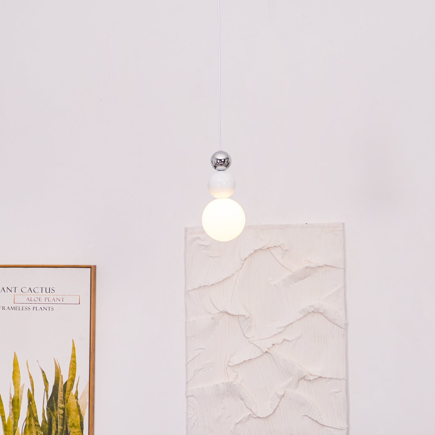 Modern Acrylic Three Ball Pendant Light Contemporary G9 LED Hanging Lamp for Bedroom and Dining Room