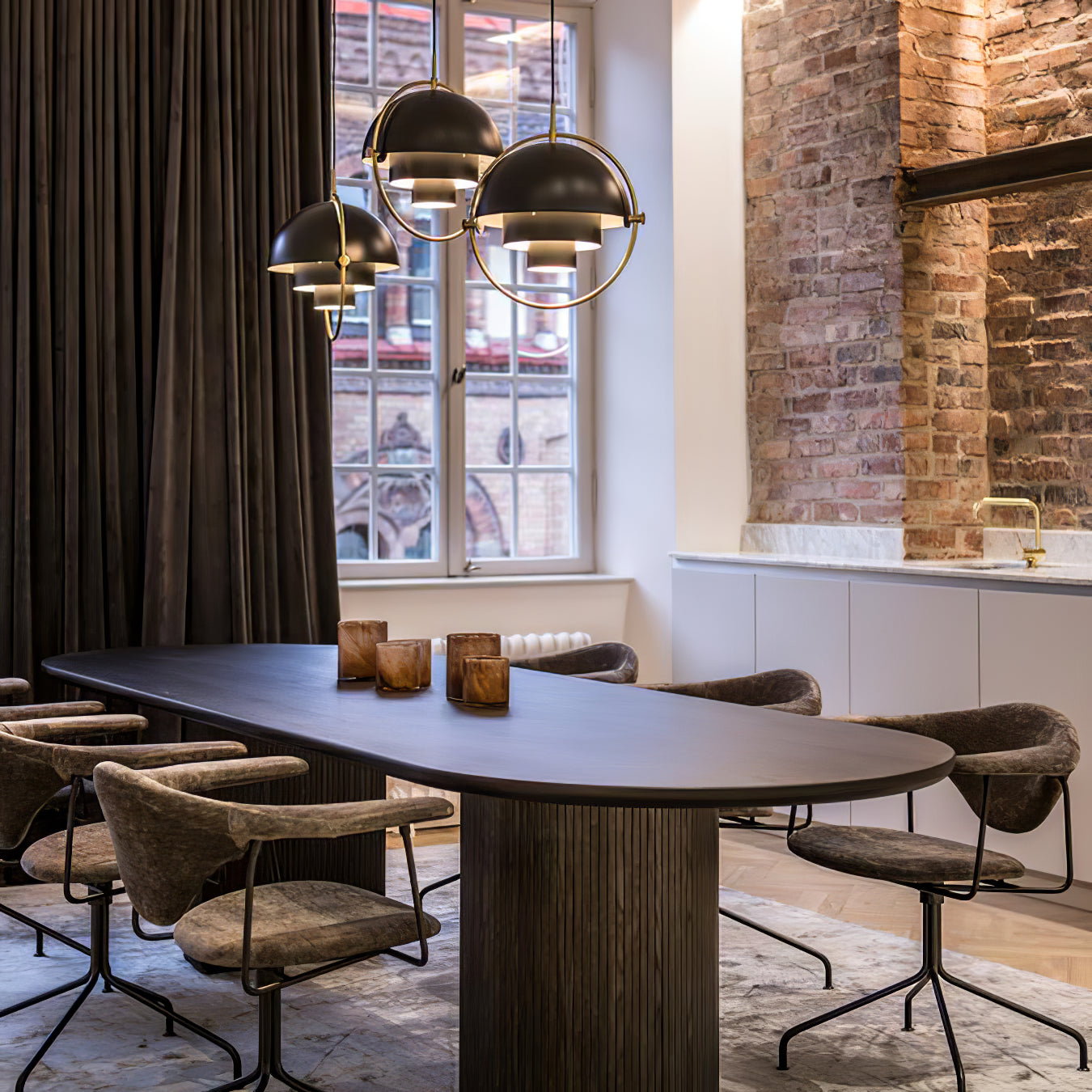 Modern Adjustable Deformed Ball Pendant Light with Multi Lite Shade Design for Dining Room