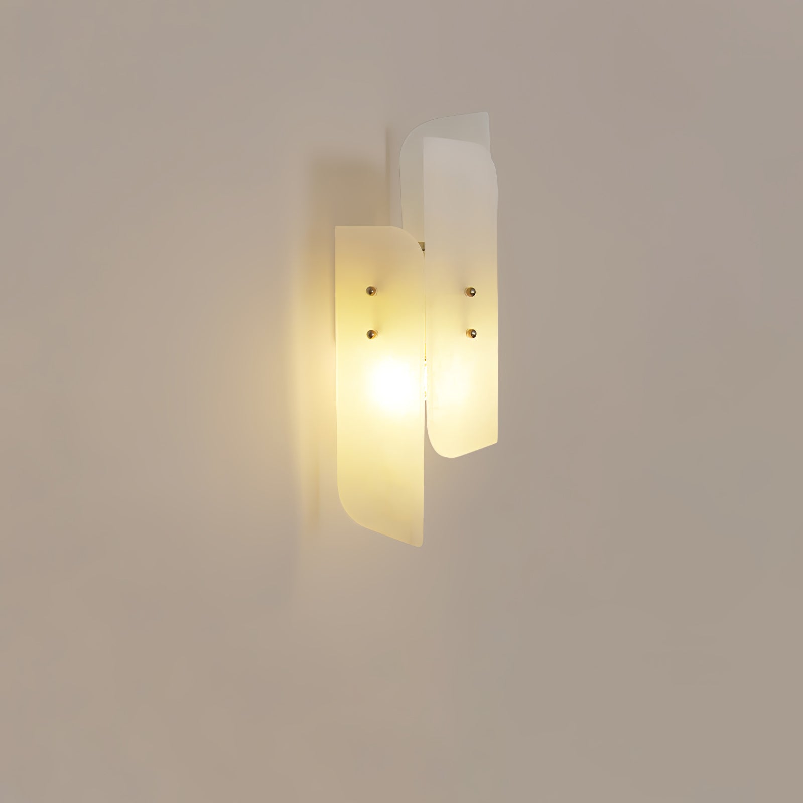 Modern Alabaster and Brass Vertical Wall Sconce Luxury Stone Bracket Lamp
