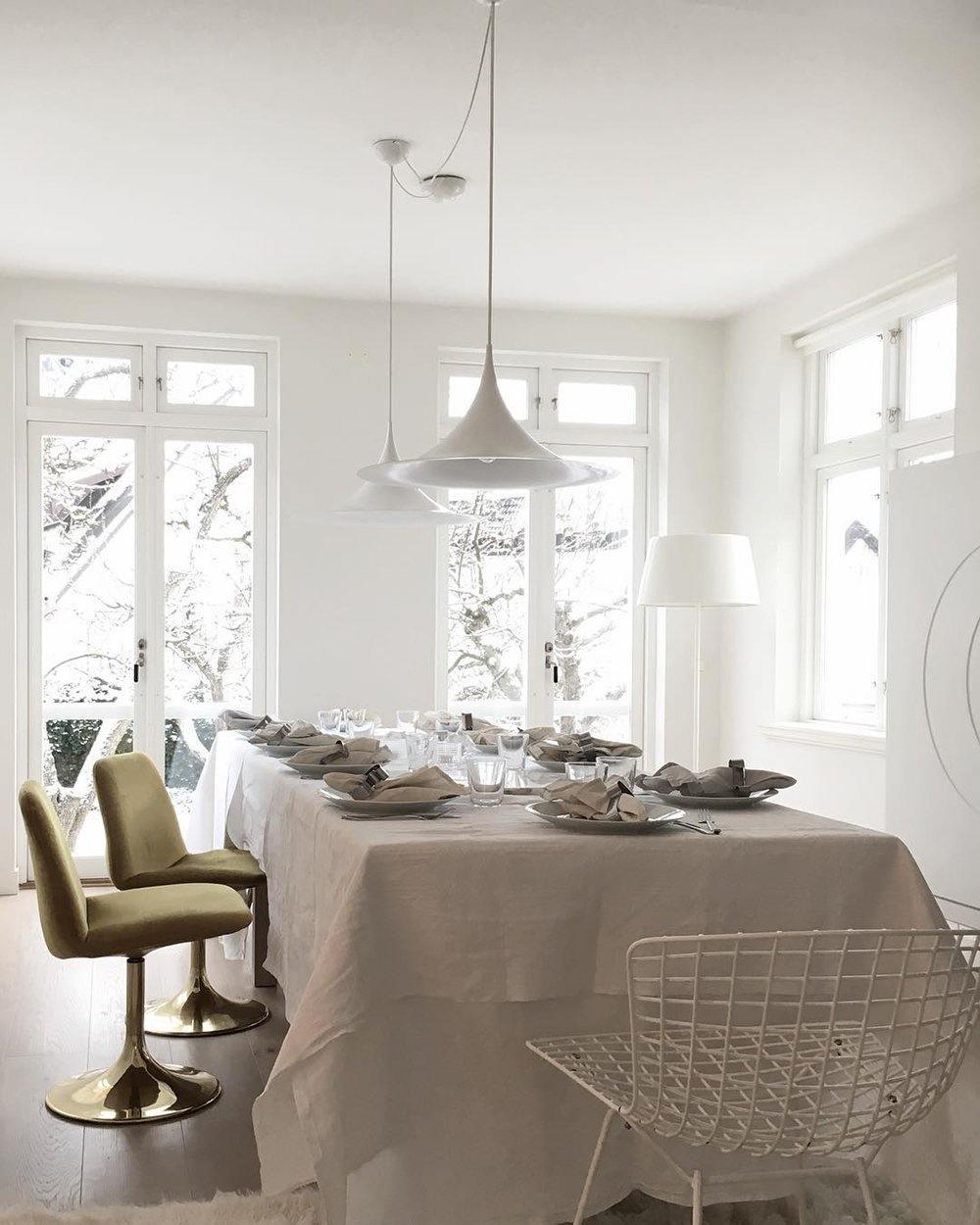 Modern Arch Shaped Metal Semi Pendant Light for Dining Table and Kitchen