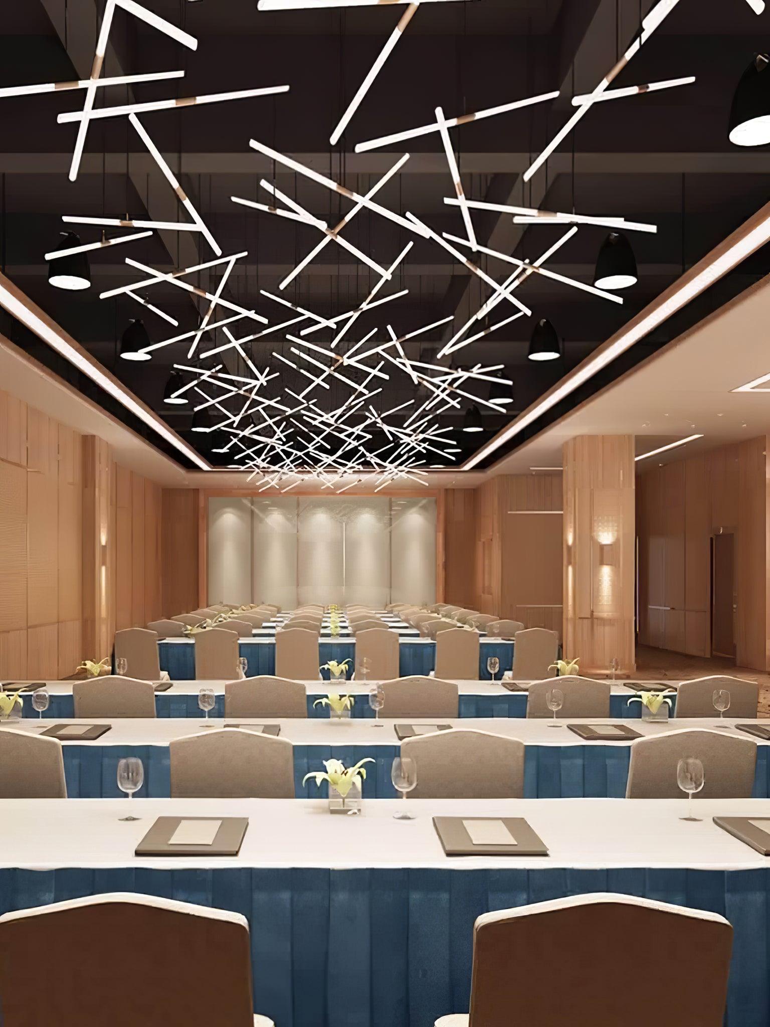 Modern Asymmetric Linear LED Pendant Light Aluminum Tube Suspension Chandelier for Dining Room