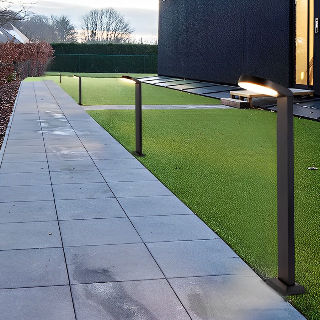 Modern Black Aluminum Waterproof LED Lawn Lamp for Outdoor Garden Path Lighting